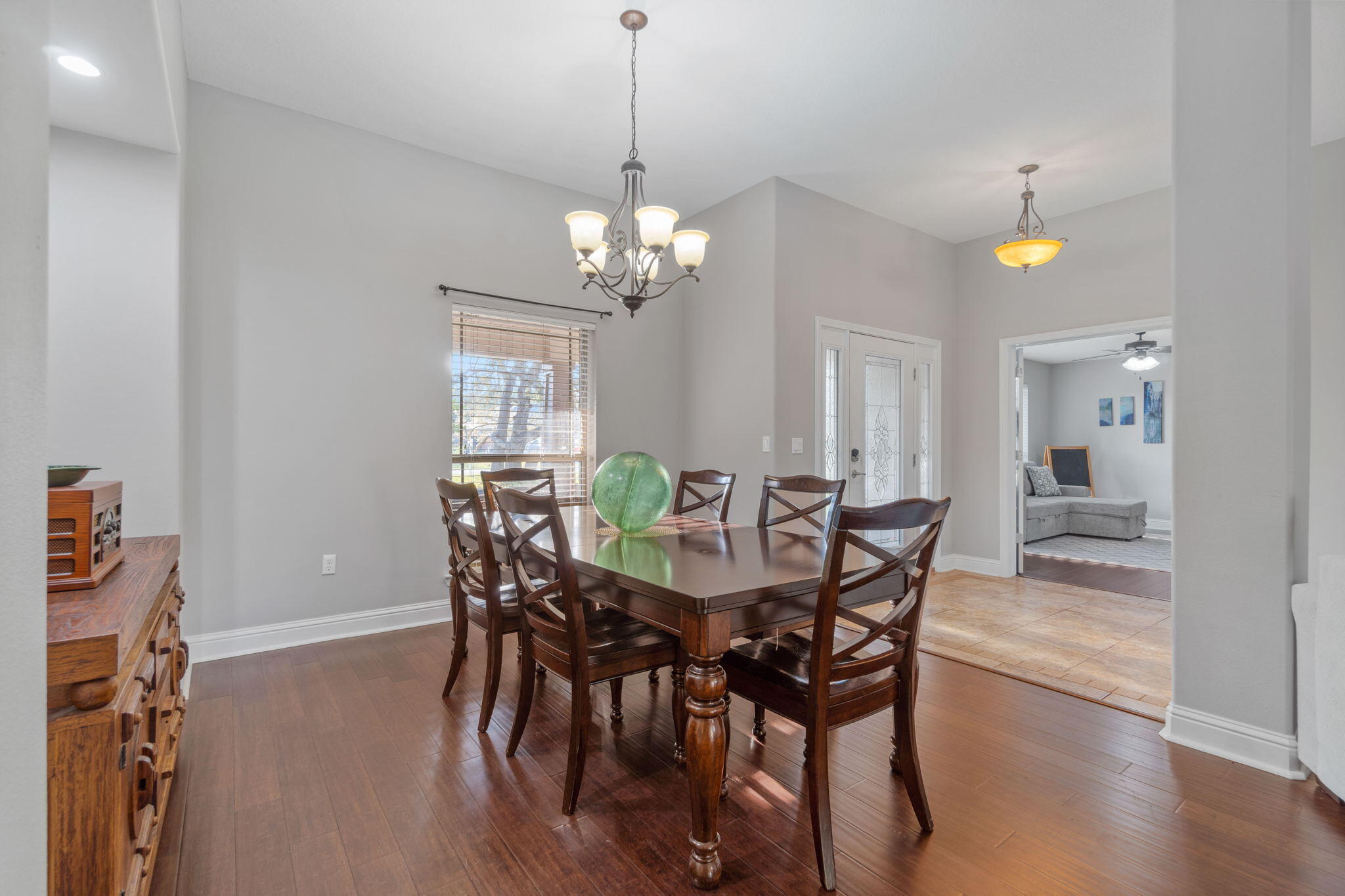 HOLLEY BY THE SEA - Residential