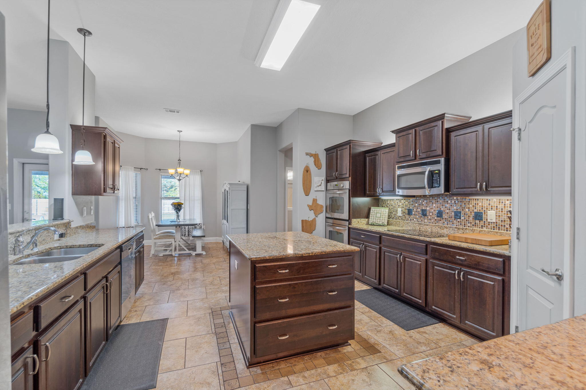 HOLLEY BY THE SEA - Residential