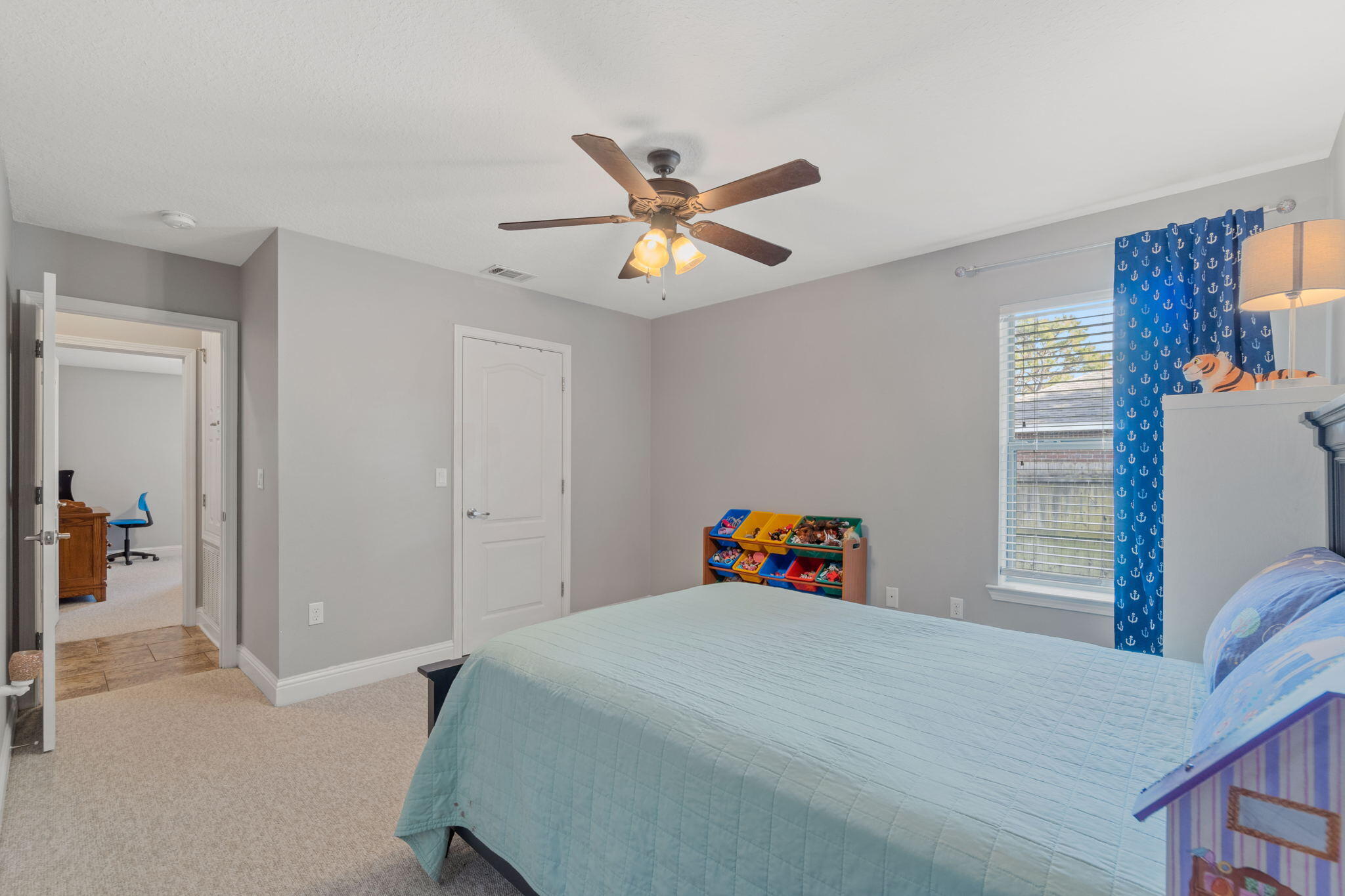 HOLLEY BY THE SEA - Residential