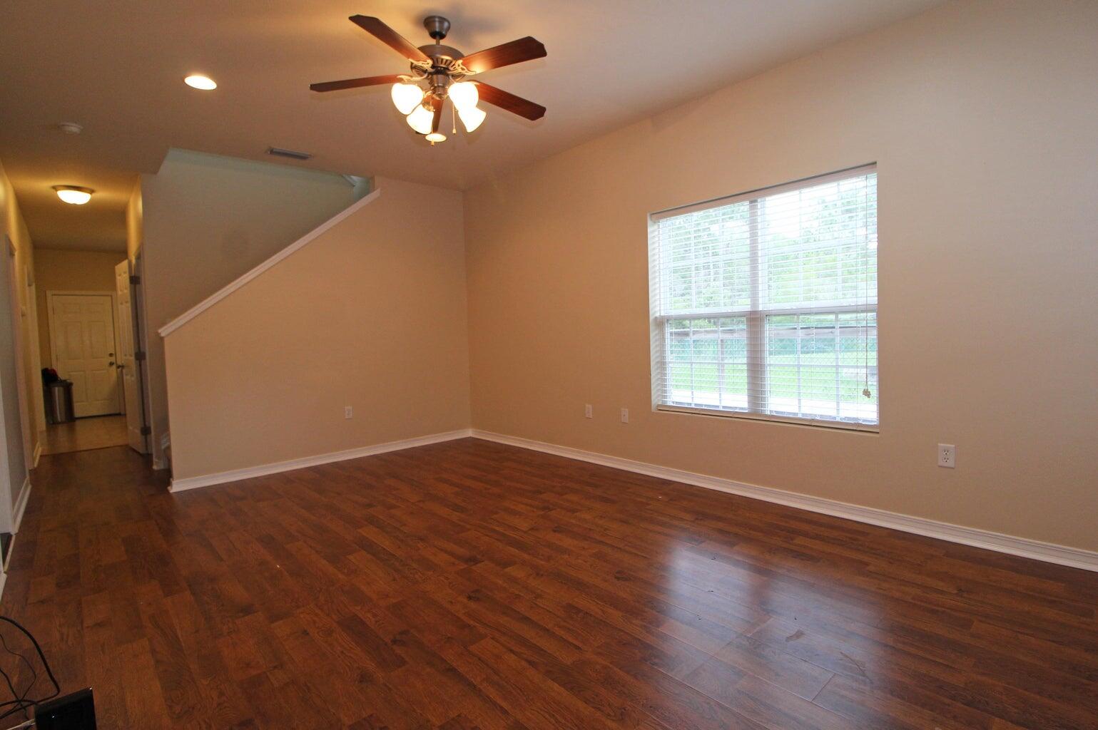 MERIDIAN SQUARE TOWNHOMES - Residential