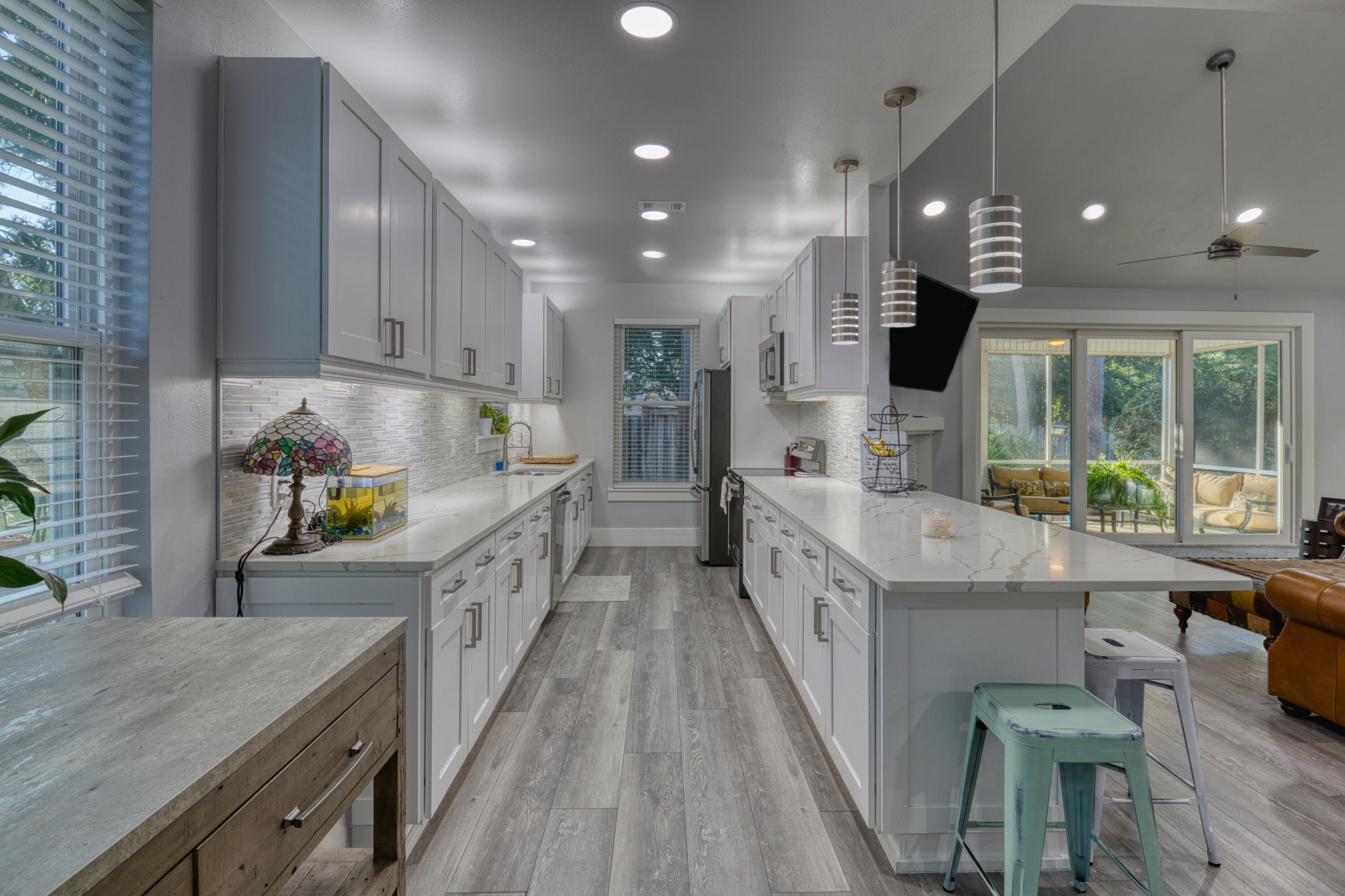 ESCADA - Residential Lease
