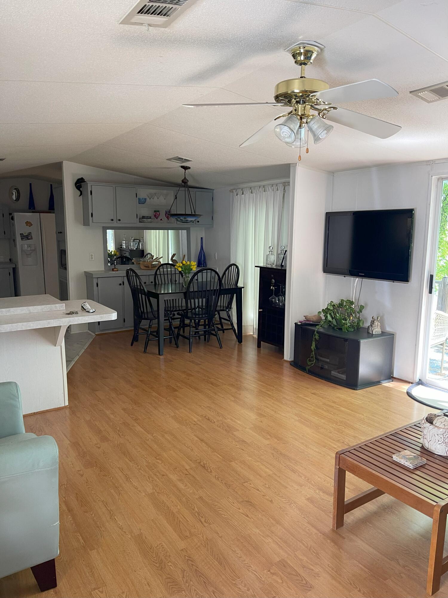 KING LAKE ESTATES - Residential