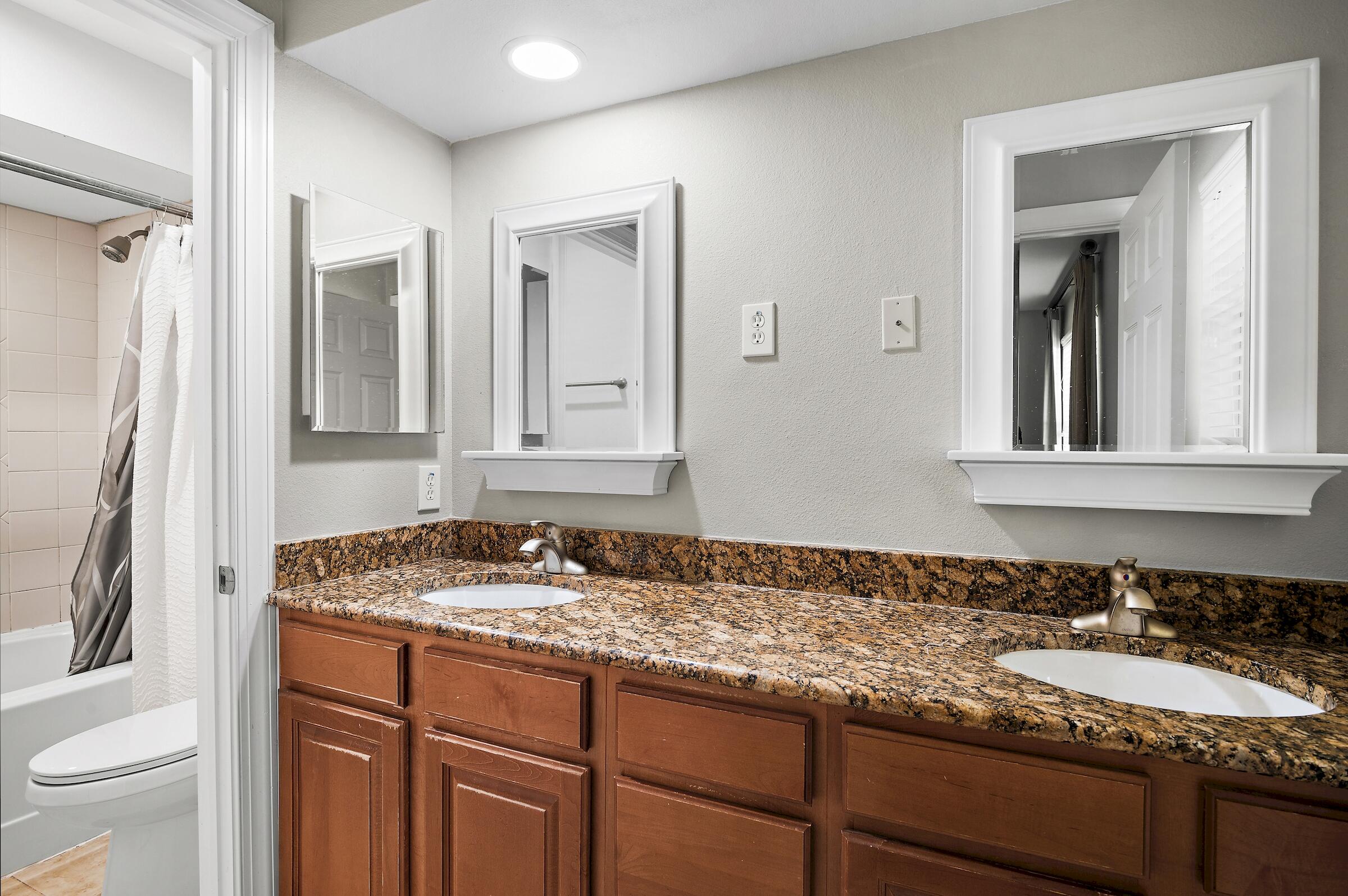 EAGLE BAY - Residential