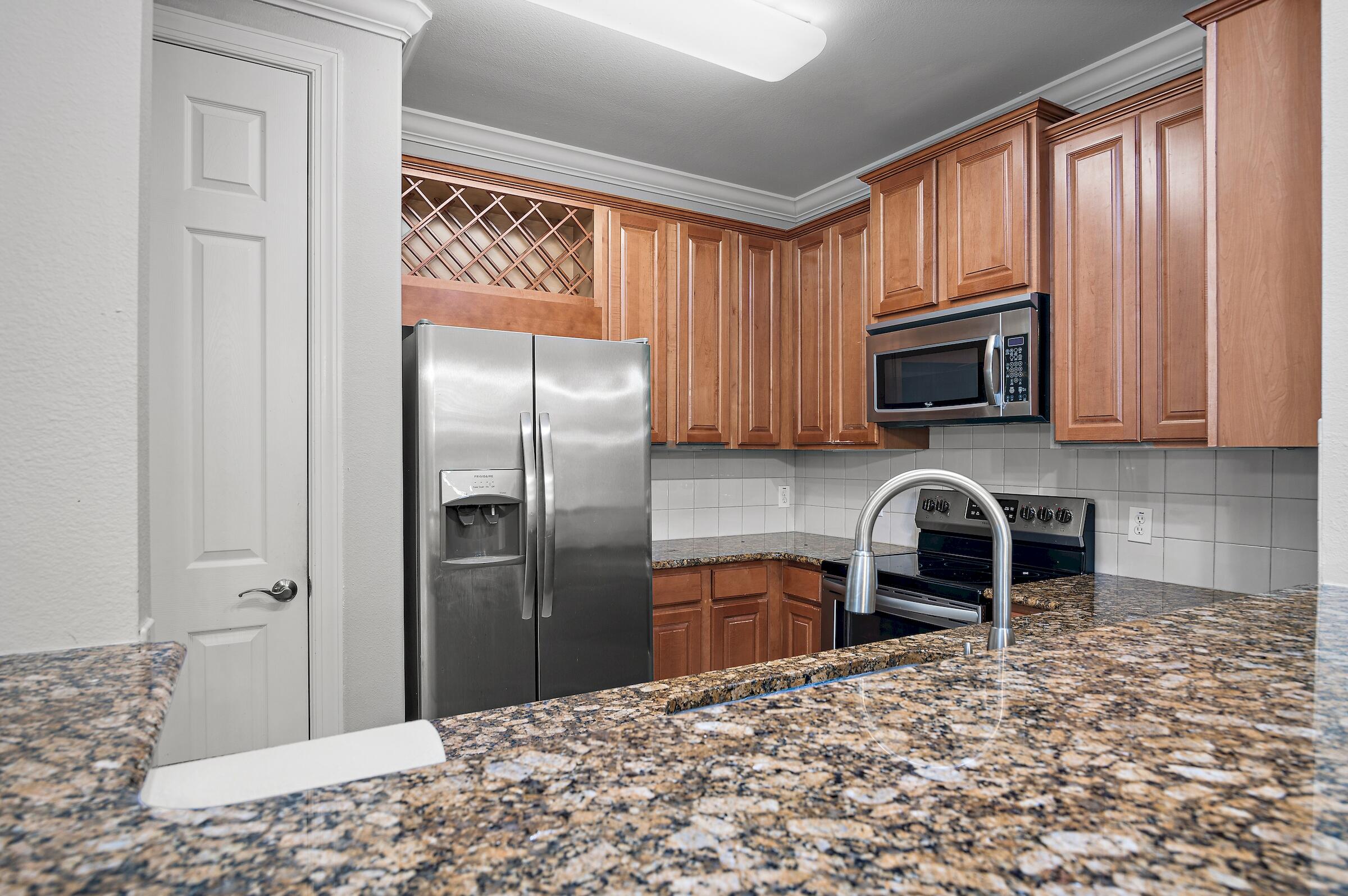 EAGLE BAY - Residential