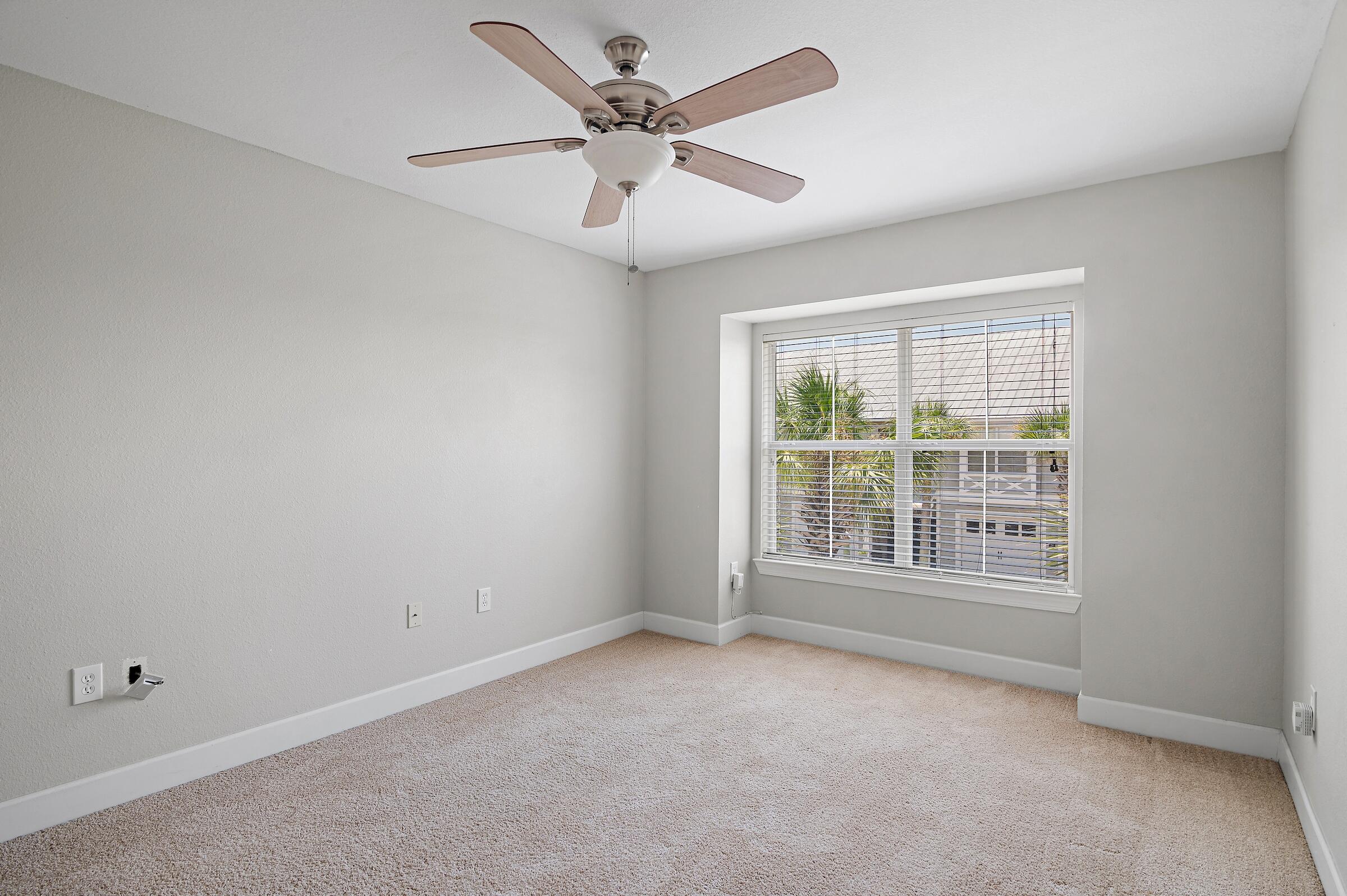 EAGLE BAY - Residential