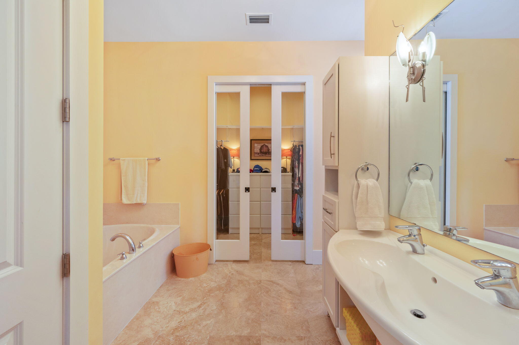 MARAVILLA COTTAGES - Residential