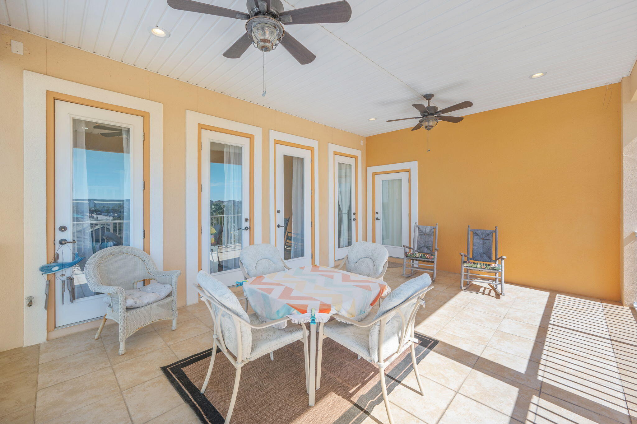 MARAVILLA COTTAGES - Residential