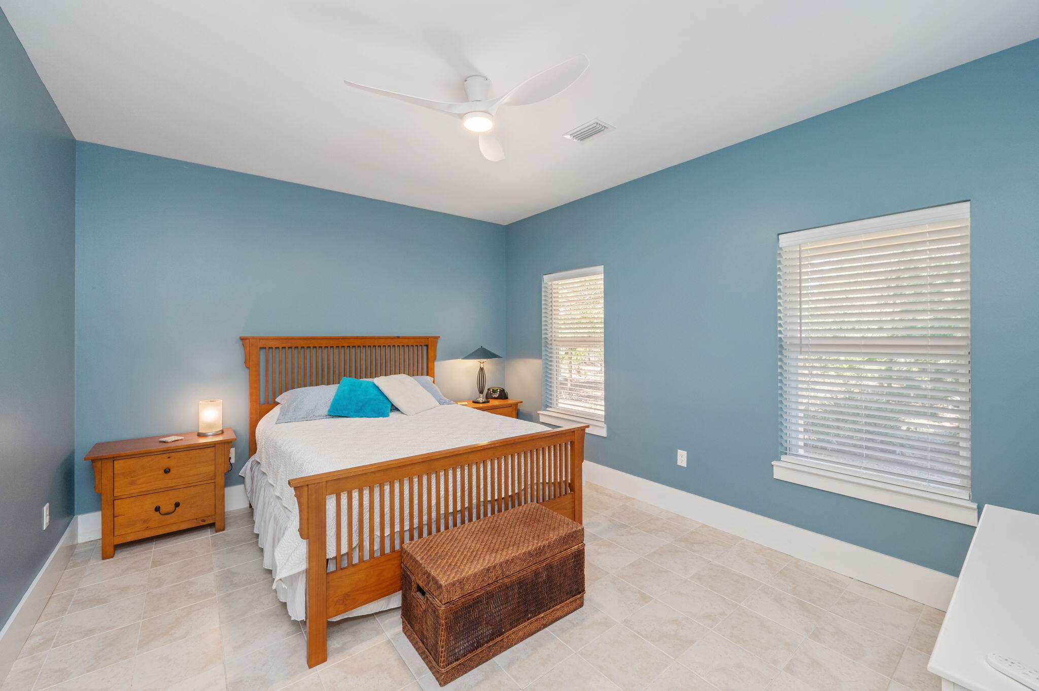 MARAVILLA COTTAGES - Residential