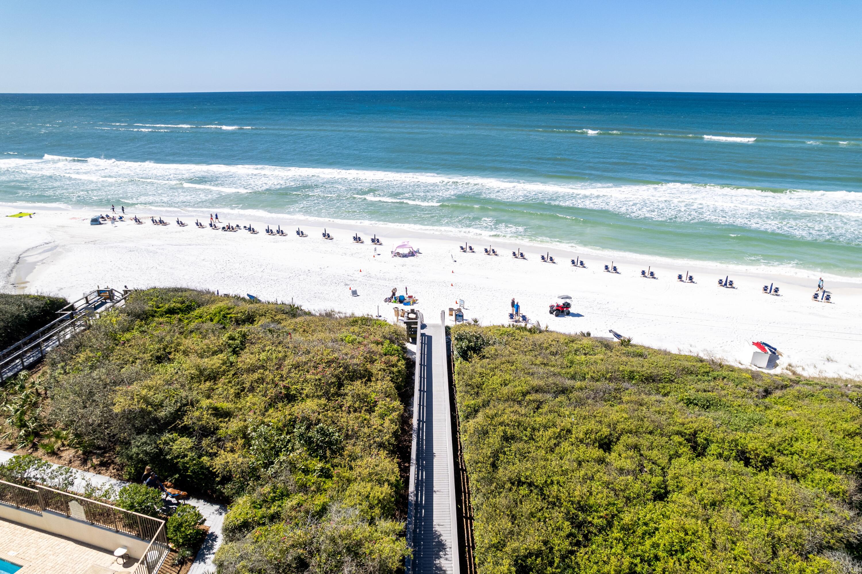 BEACHWOOD VILLAS CONDO - Residential