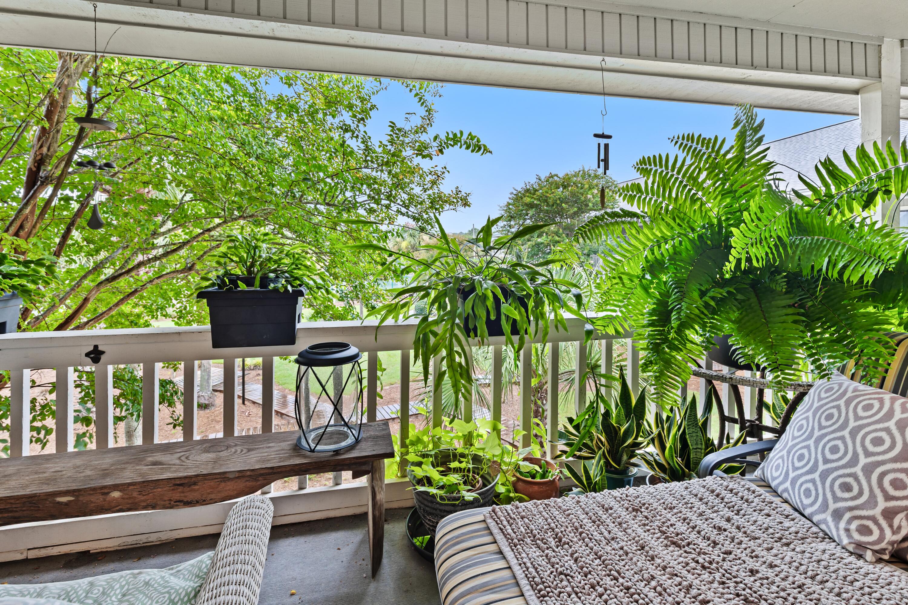 BEACHWOOD VILLAS CONDO - Residential