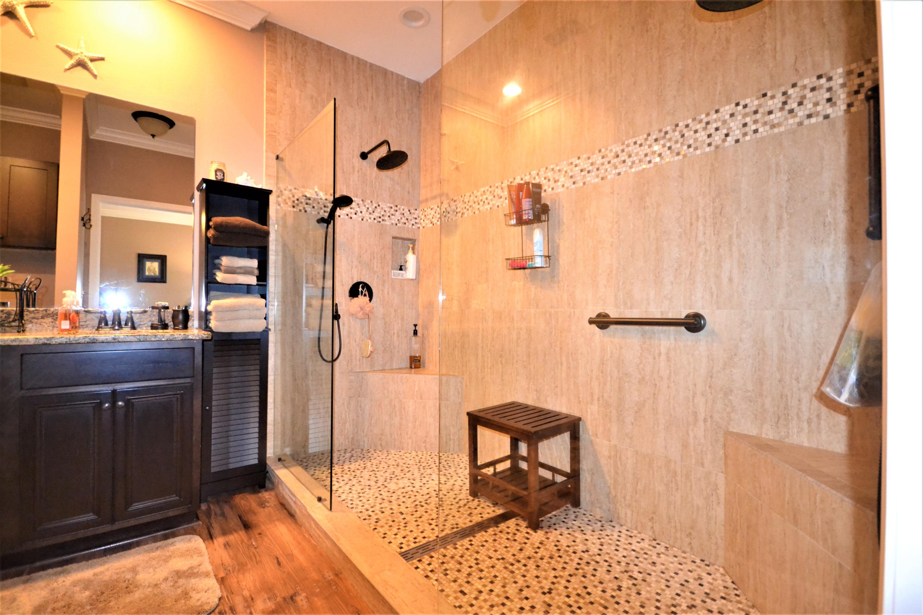 DRIFTWOOD ESTATES - Residential