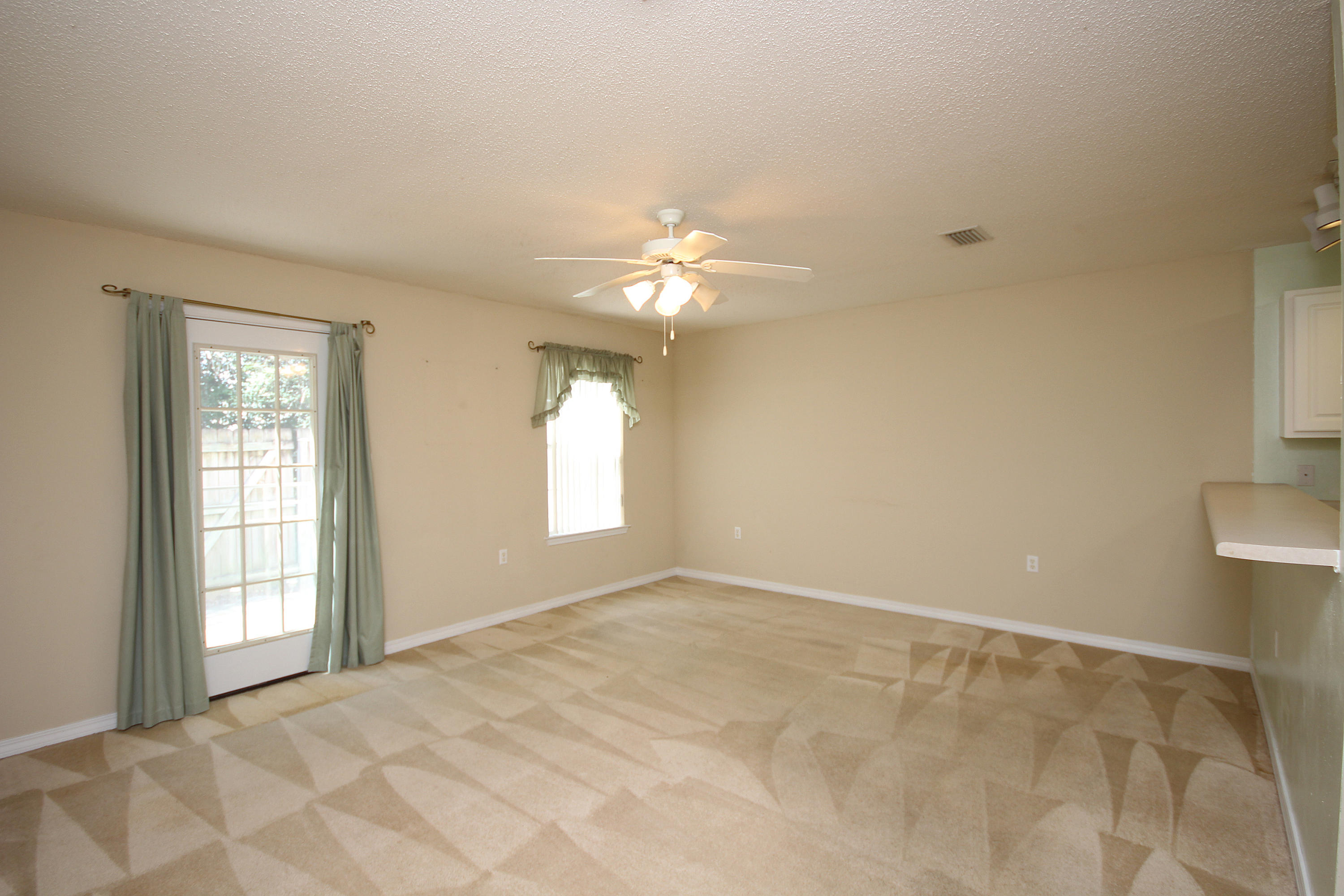 OAK PARK TOWNHOMES - Residential