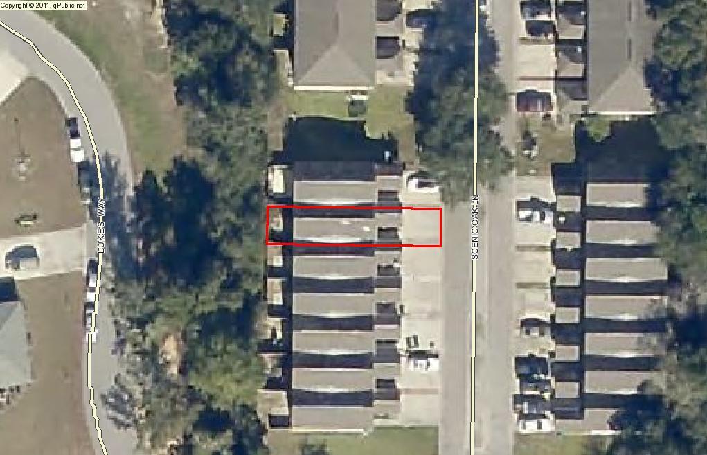 OAK PARK TOWNHOMES - Residential