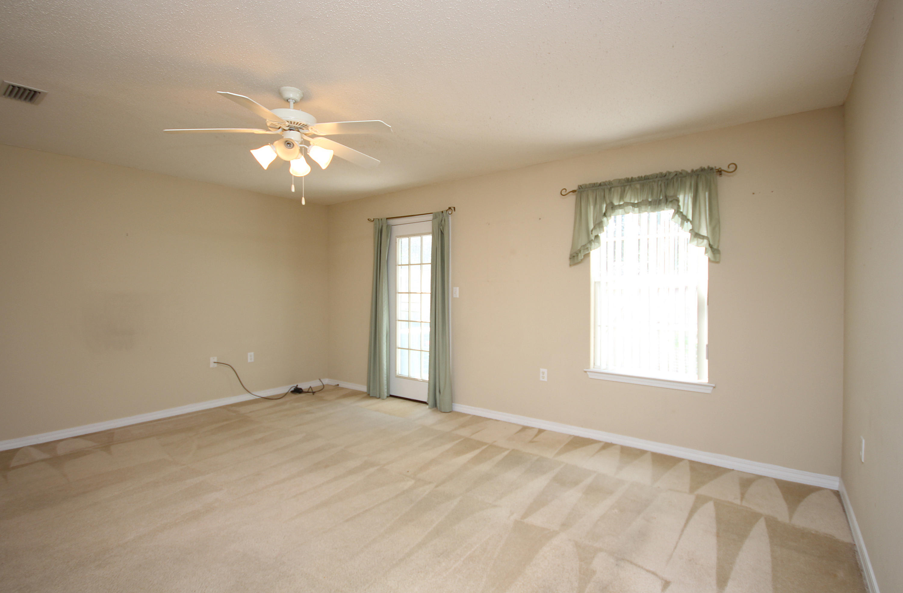 OAK PARK TOWNHOMES - Residential