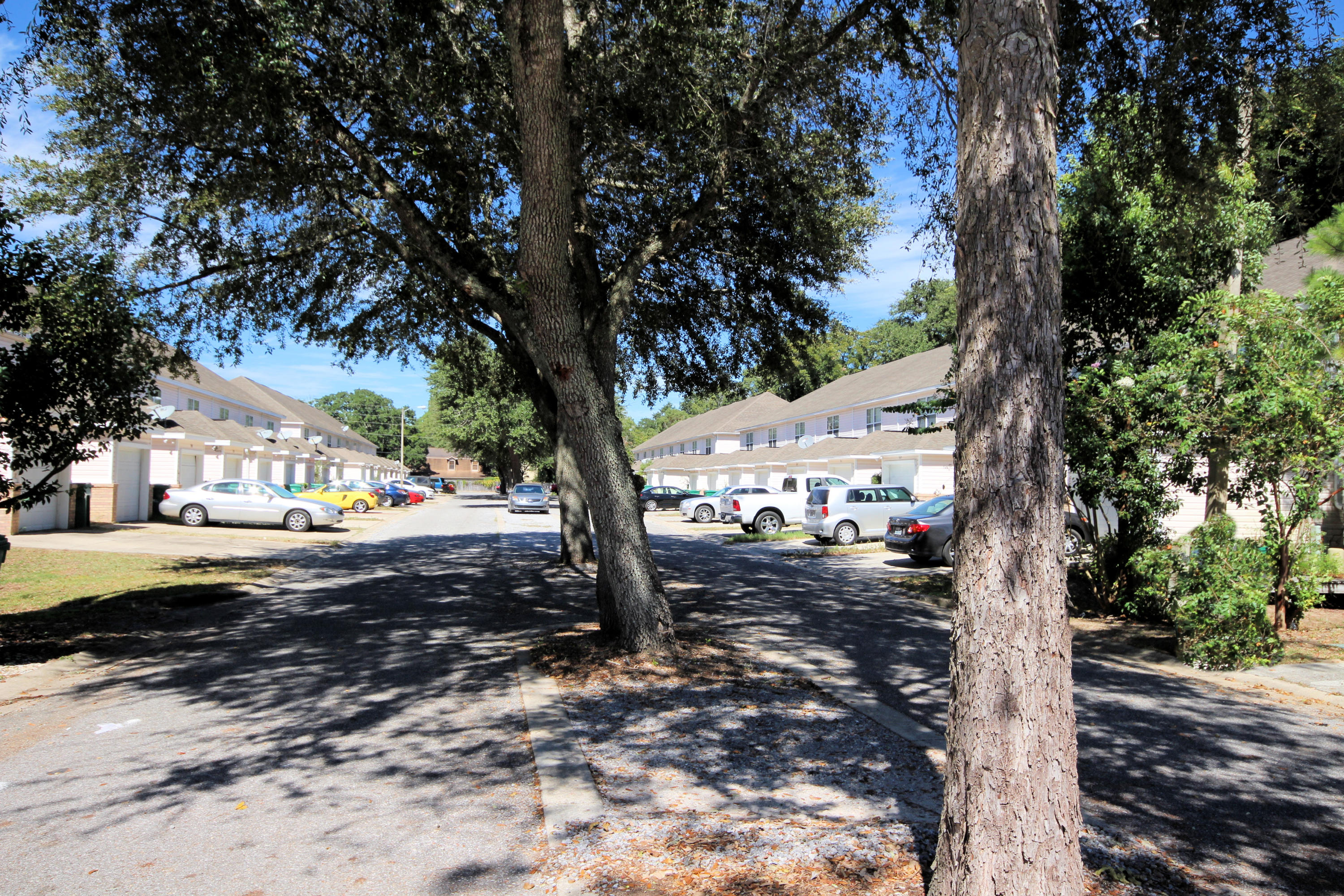 OAK PARK TOWNHOMES - Residential