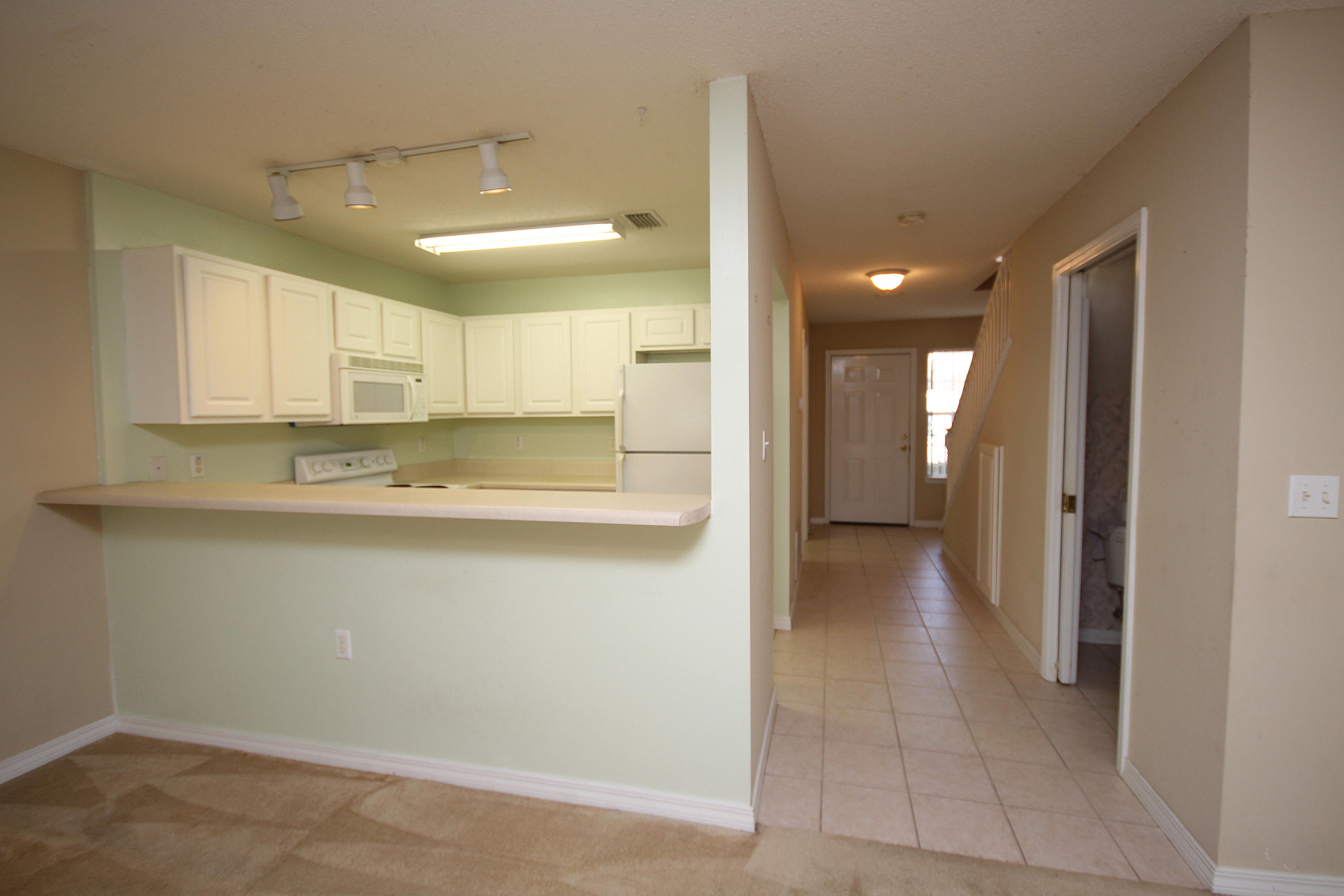 OAK PARK TOWNHOMES - Residential