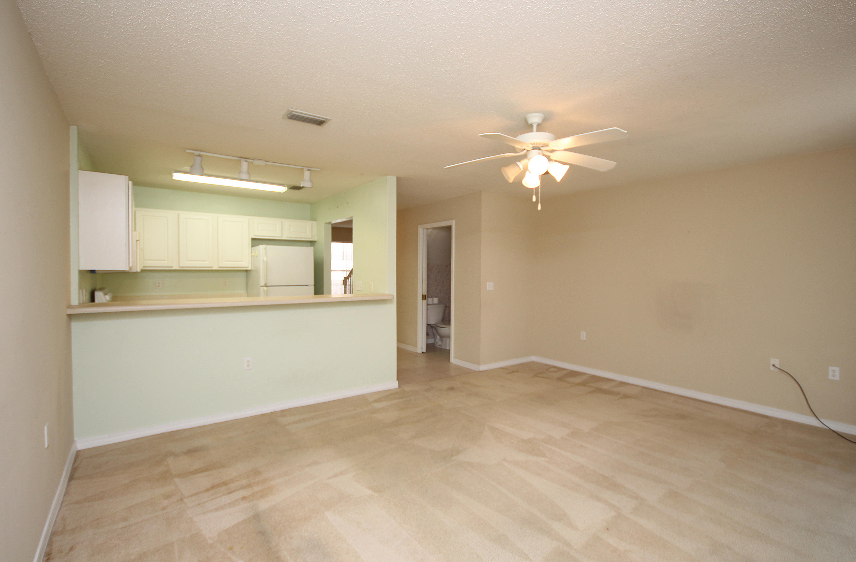 OAK PARK TOWNHOMES - Residential