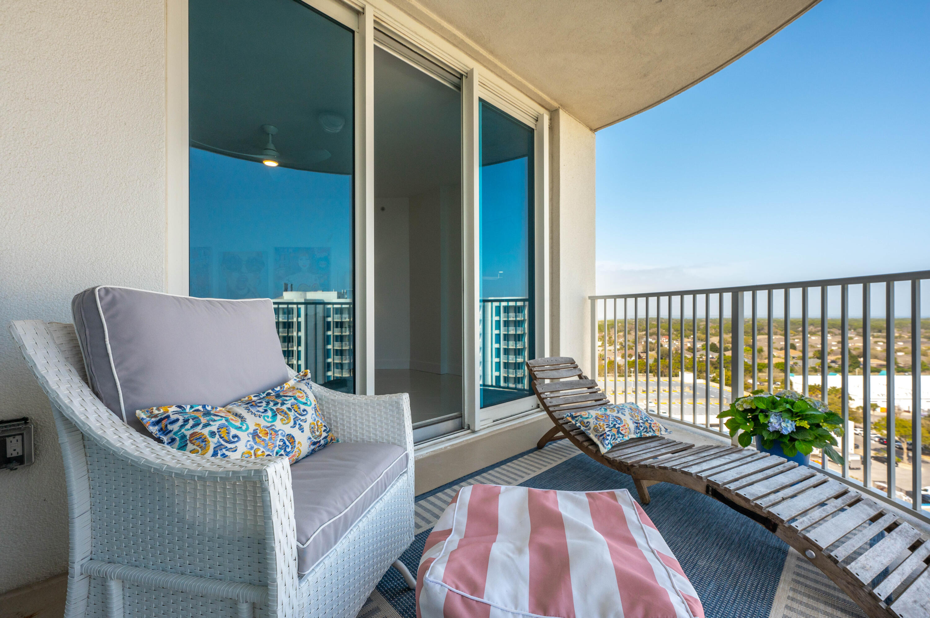 THE PALMS OF DESTIN - Residential