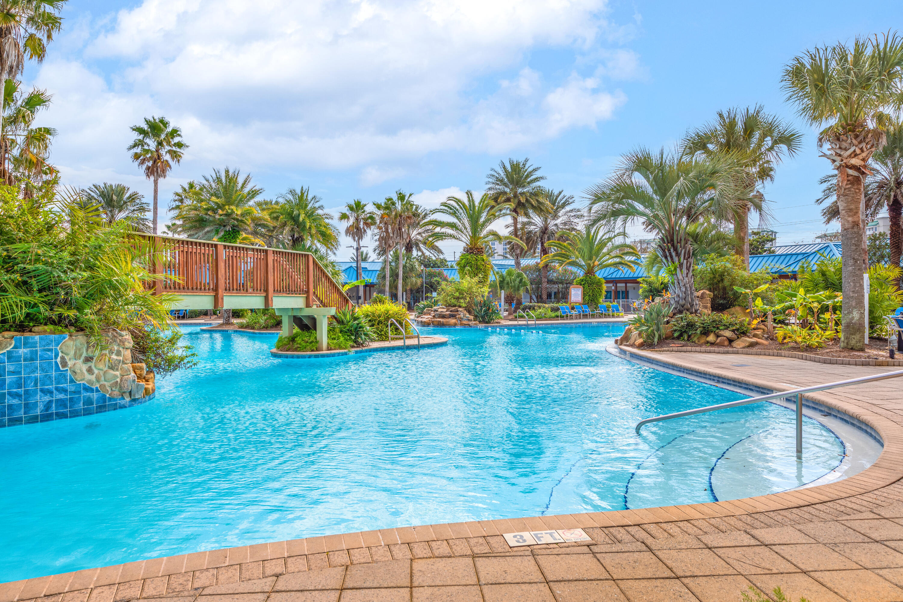 THE PALMS OF DESTIN - Residential