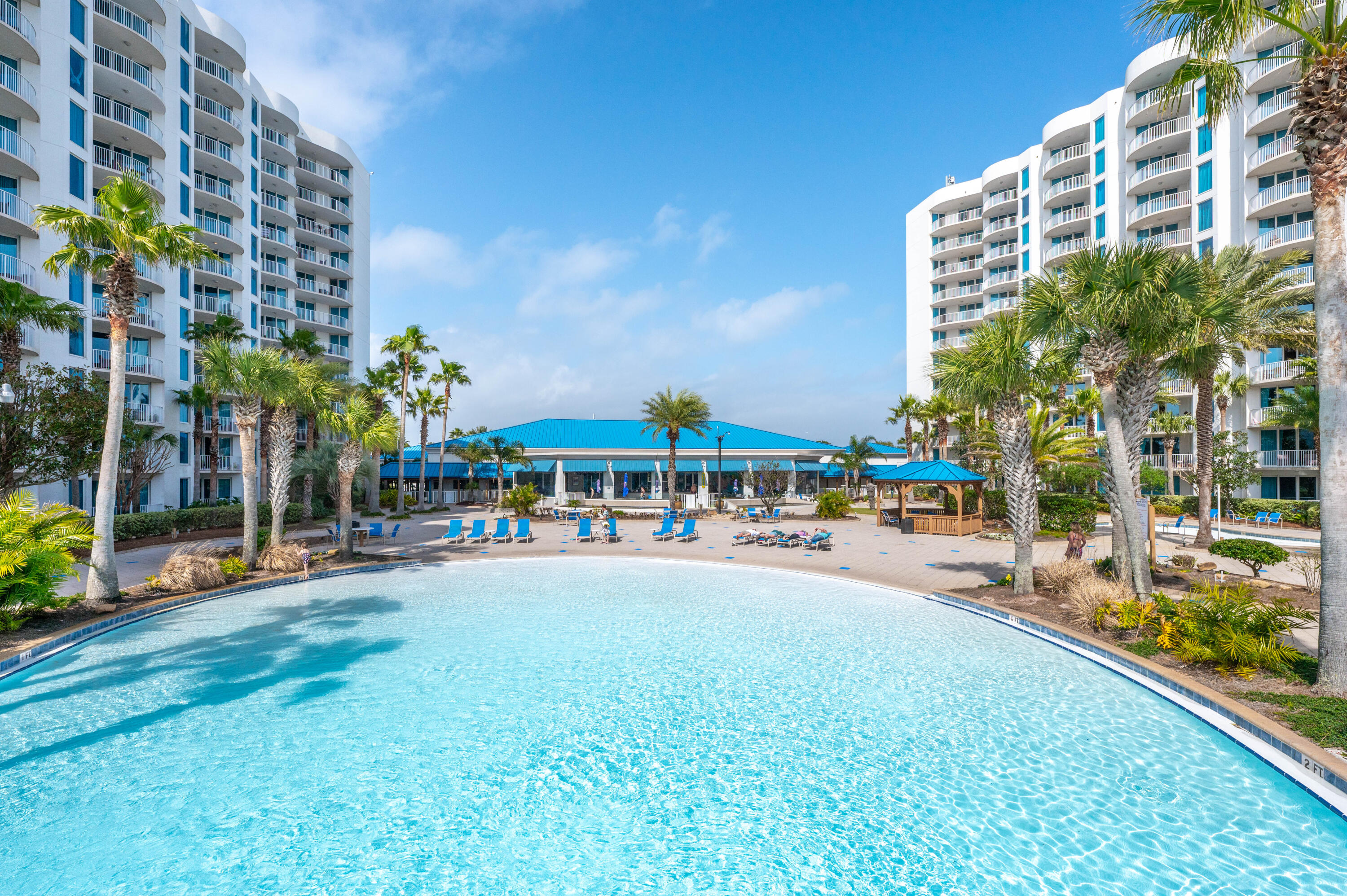 THE PALMS OF DESTIN - Residential