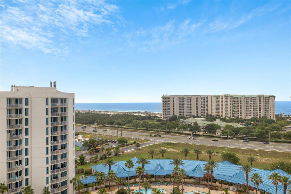 THE PALMS OF DESTIN - Residential