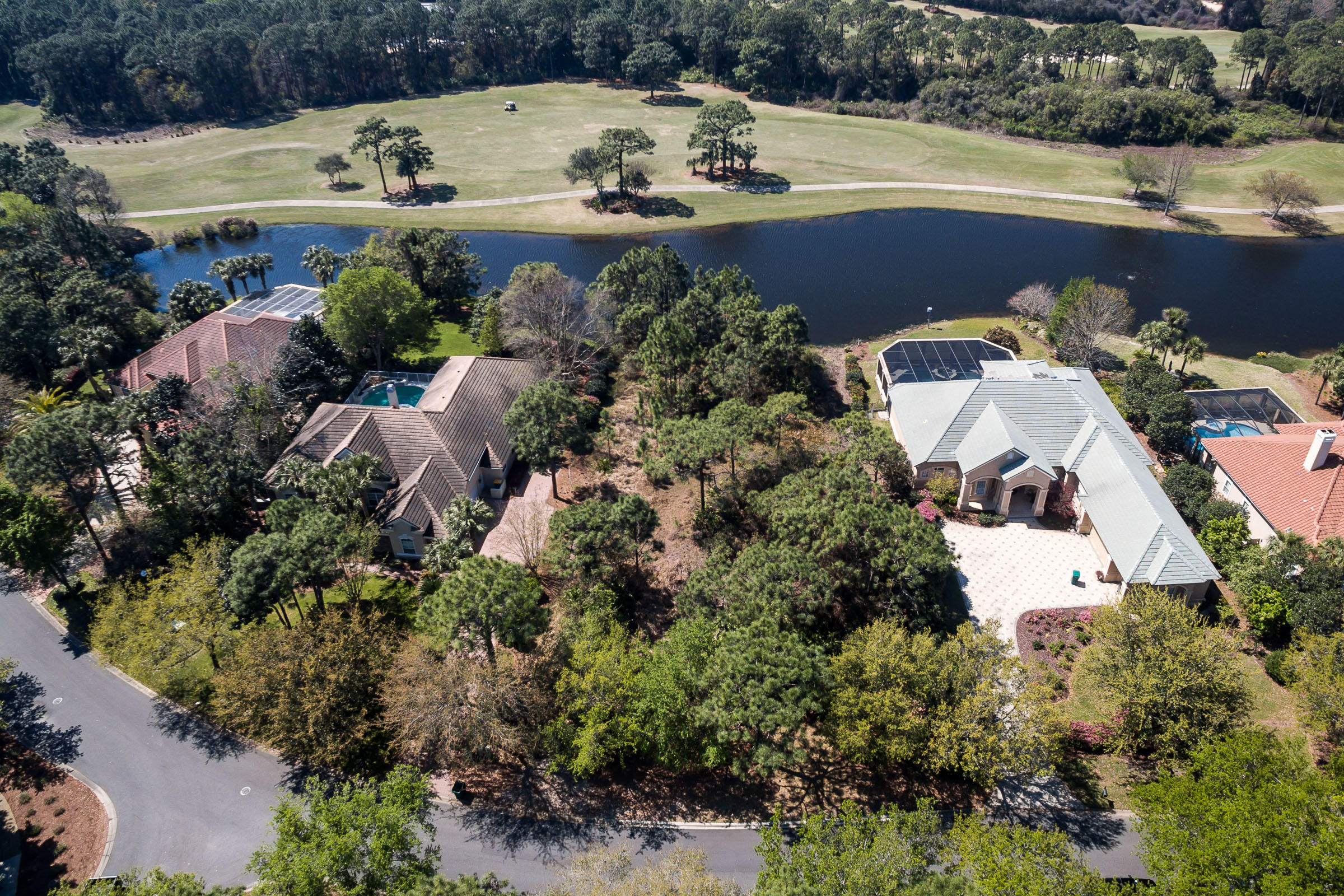 Regatta Bay - Commodore Point - Land