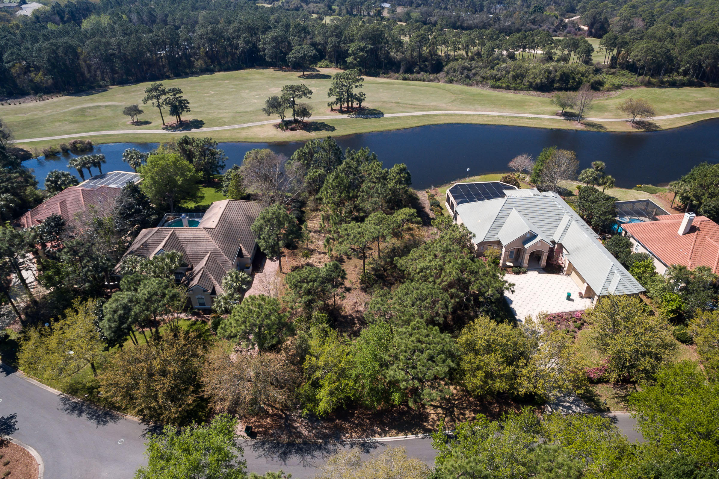 Regatta Bay - Commodore Point - Land