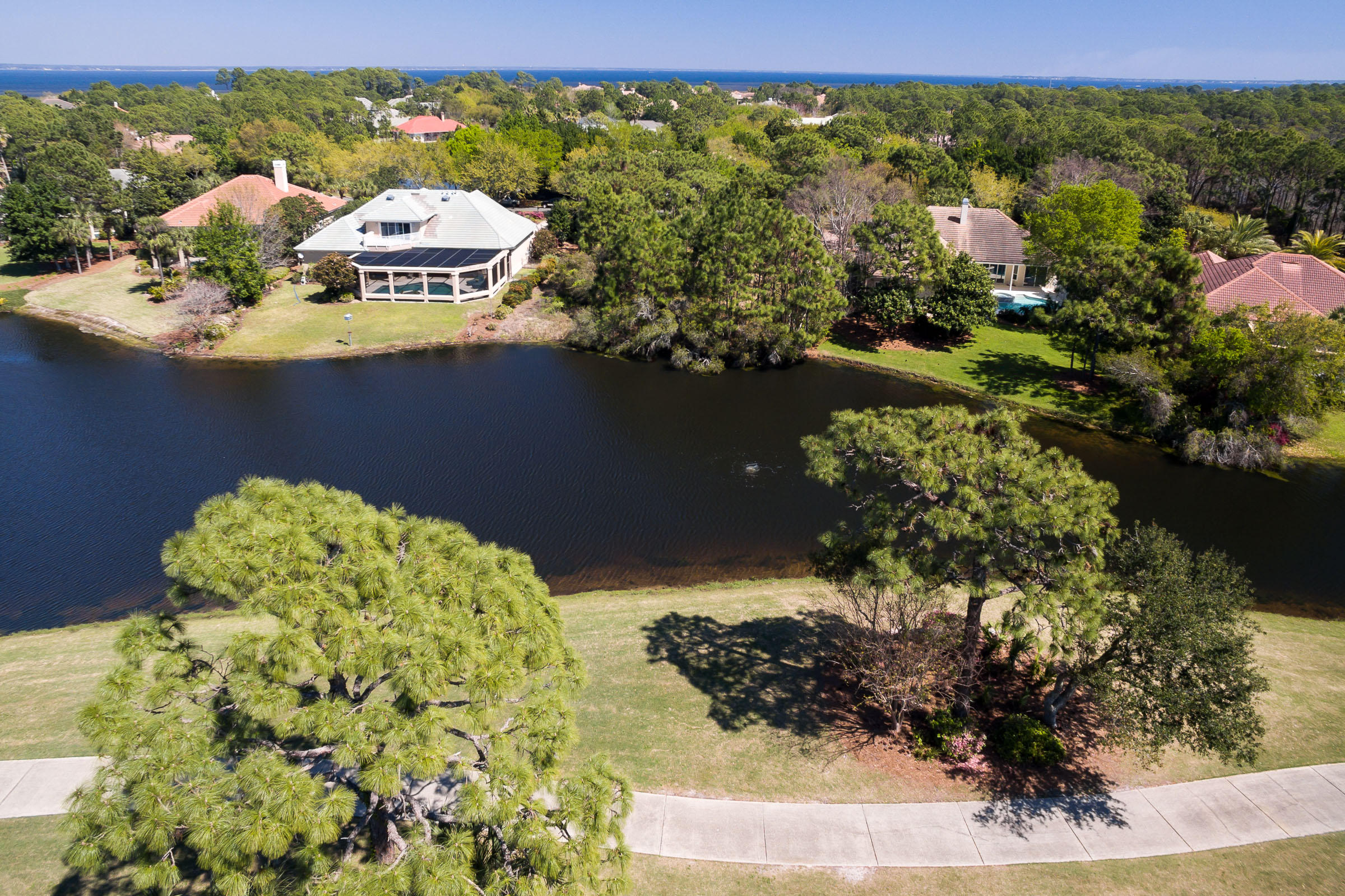 Regatta Bay - Commodore Point - Land