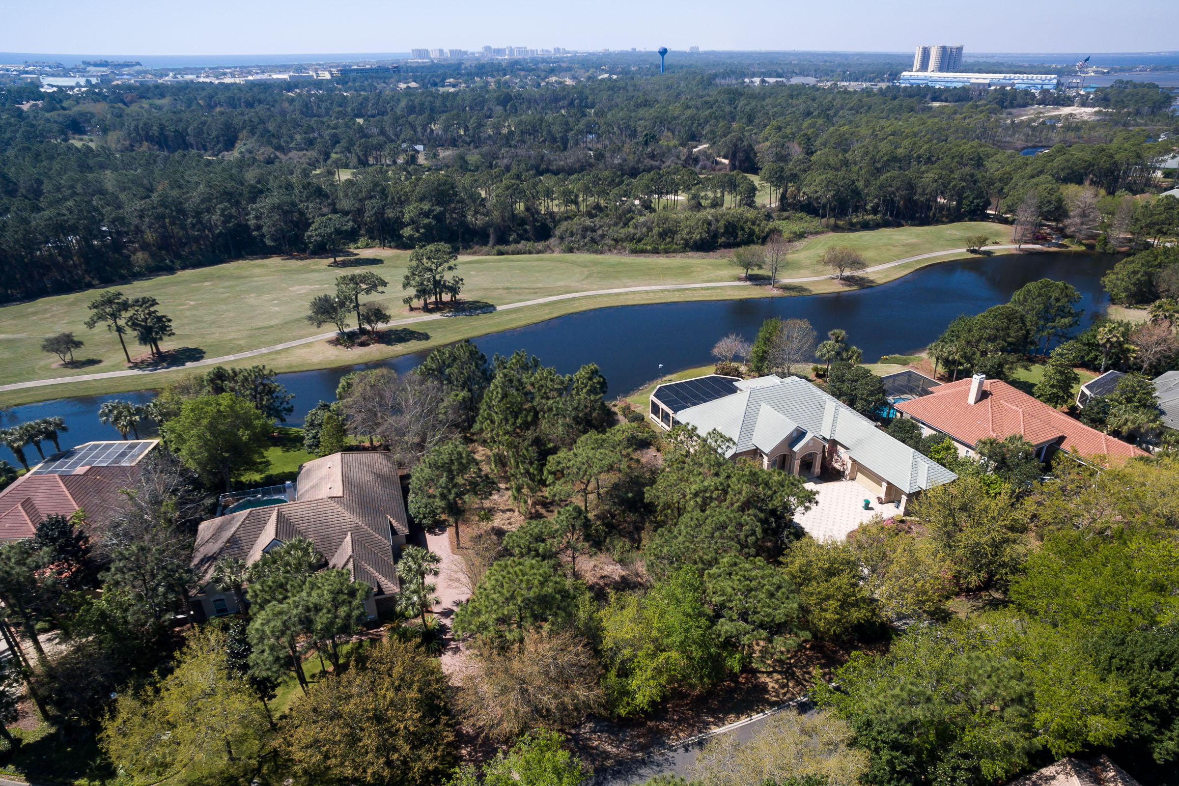 Regatta Bay - Commodore Point - Land