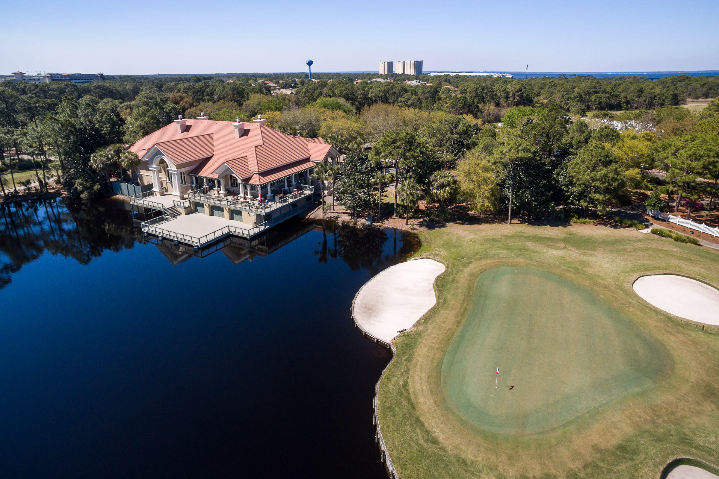 Regatta Bay - Commodore Point - Land