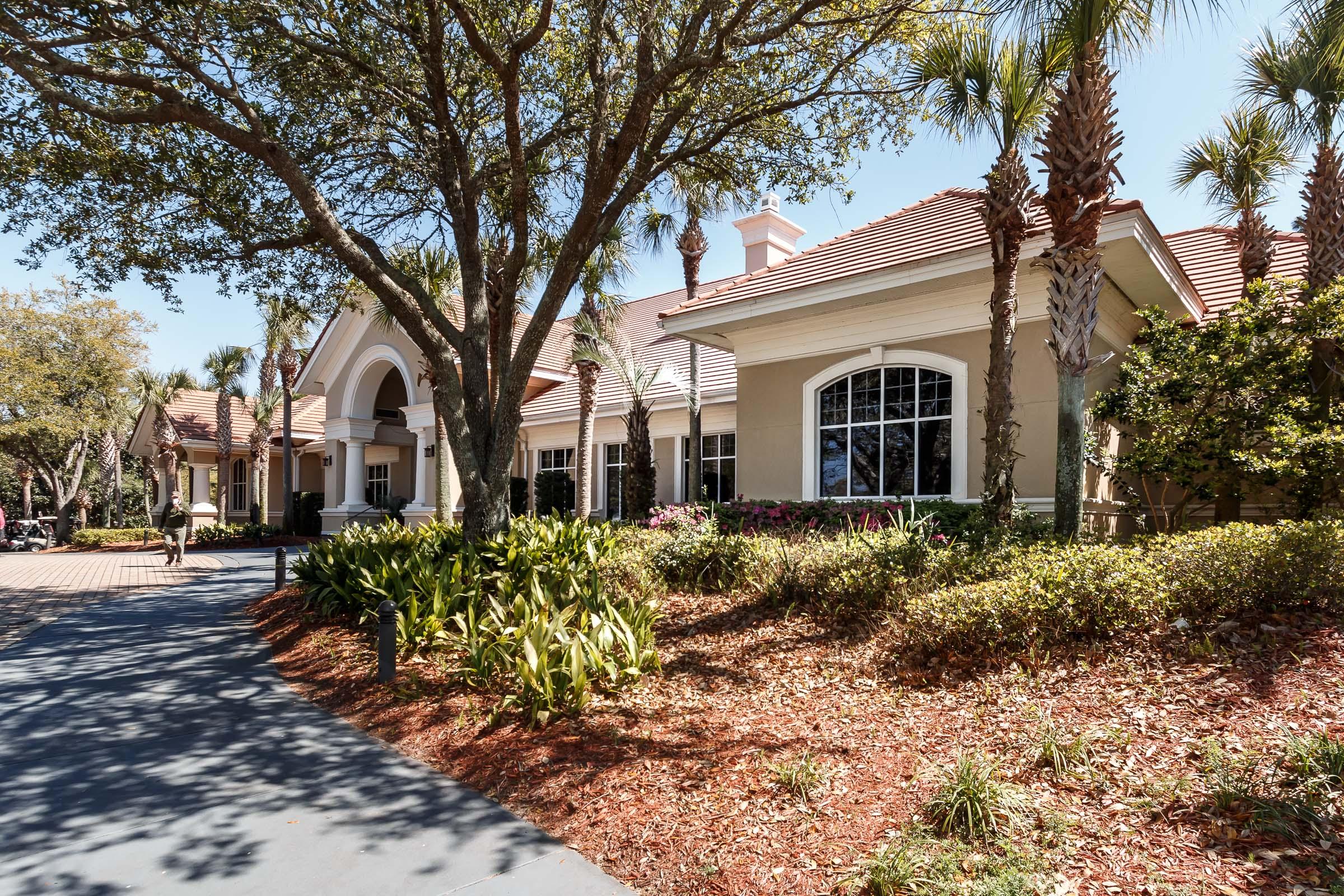 Regatta Bay - Commodore Point - Land