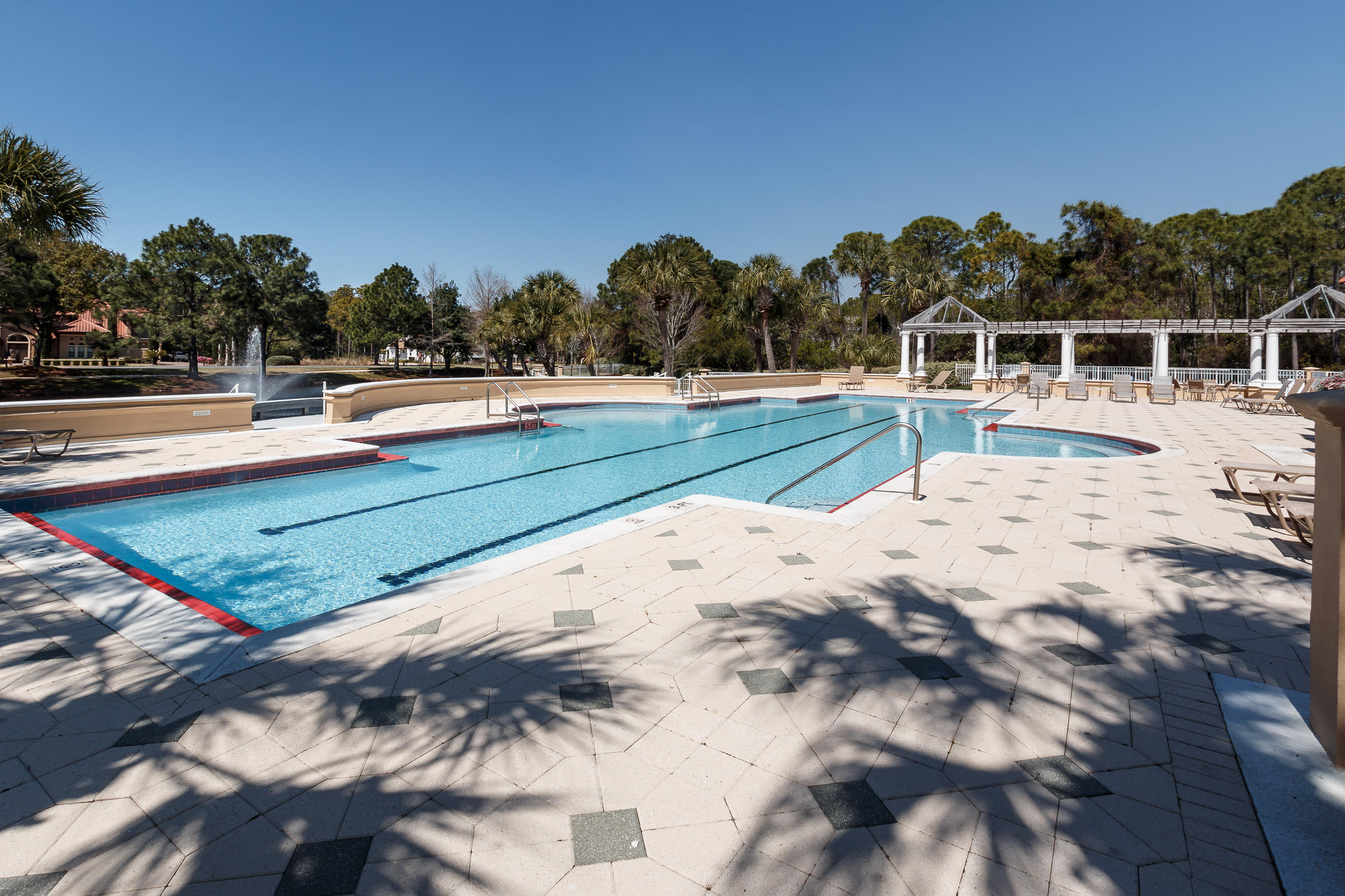 Regatta Bay - Commodore Point - Land