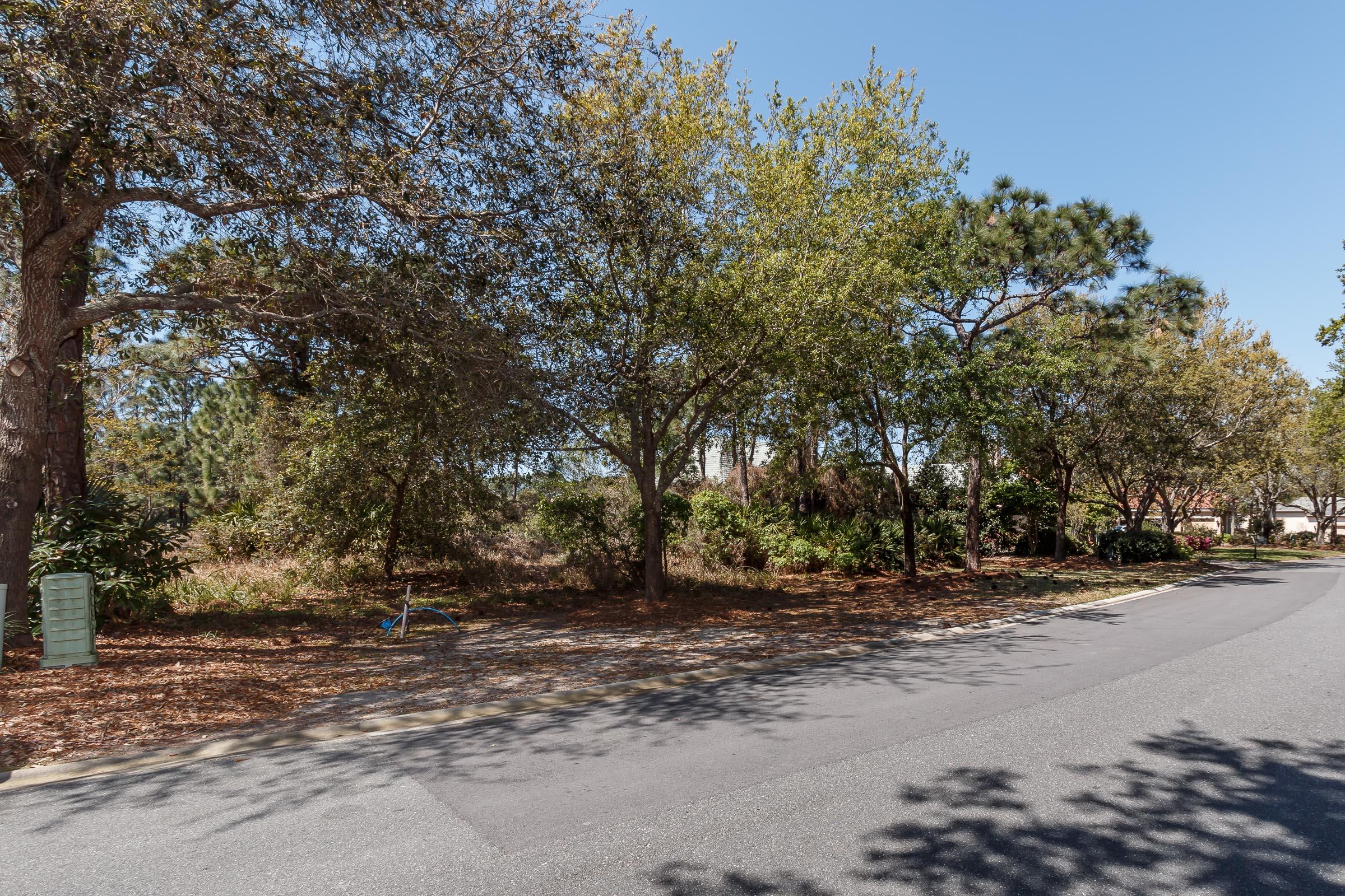 Regatta Bay - Commodore Point - Land