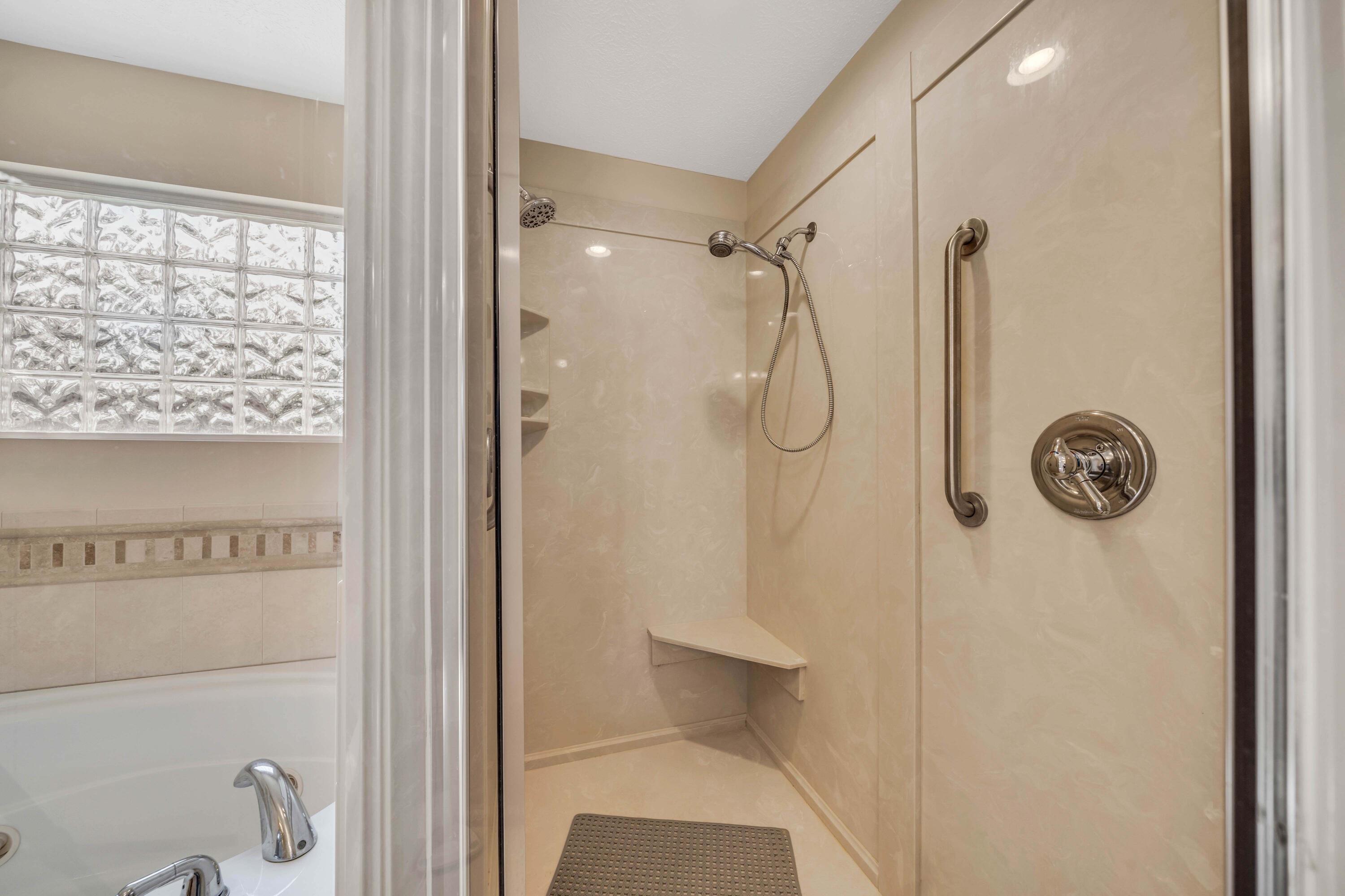 Pelican Bay - Residential