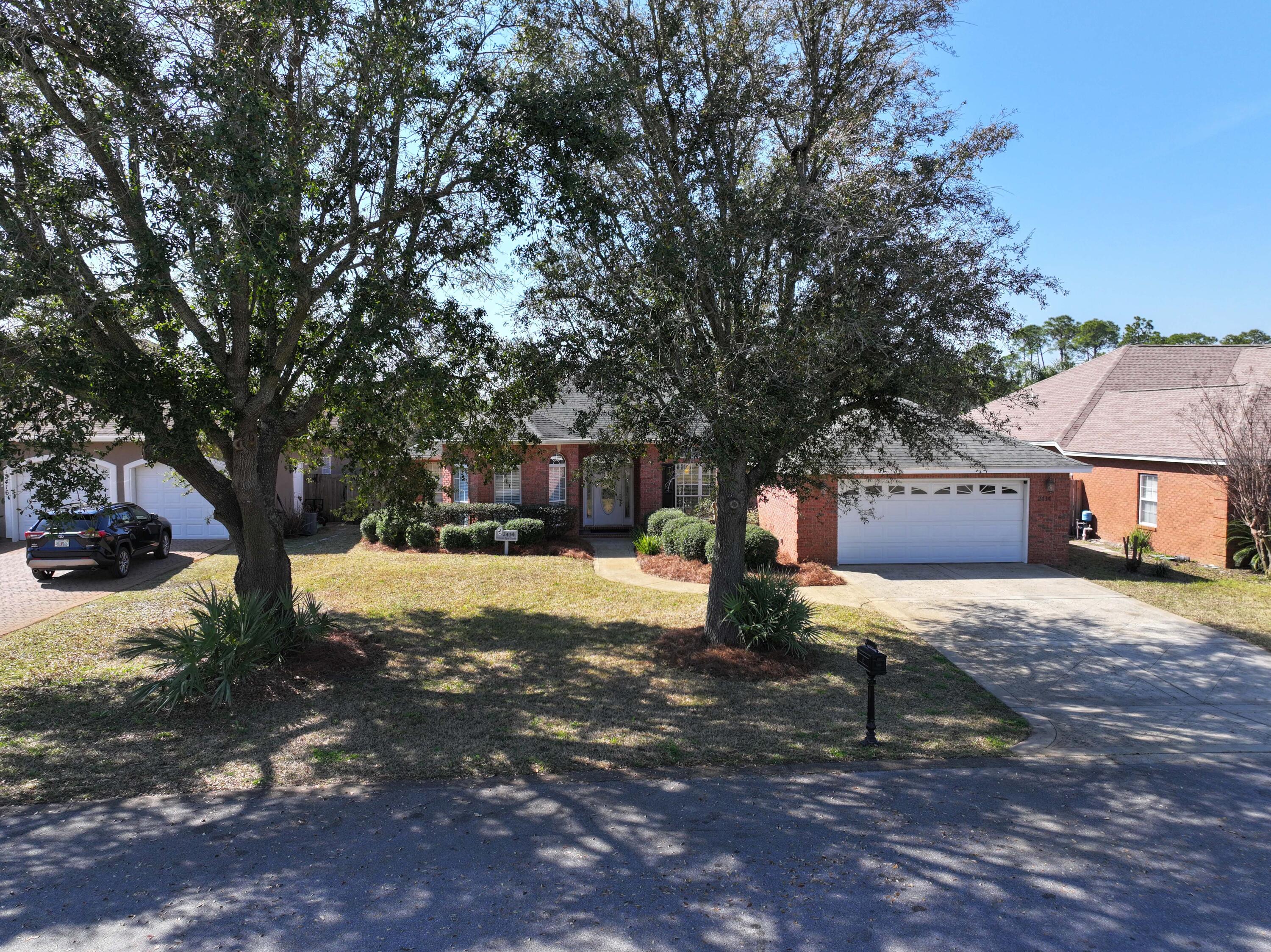 Pelican Bay - Residential