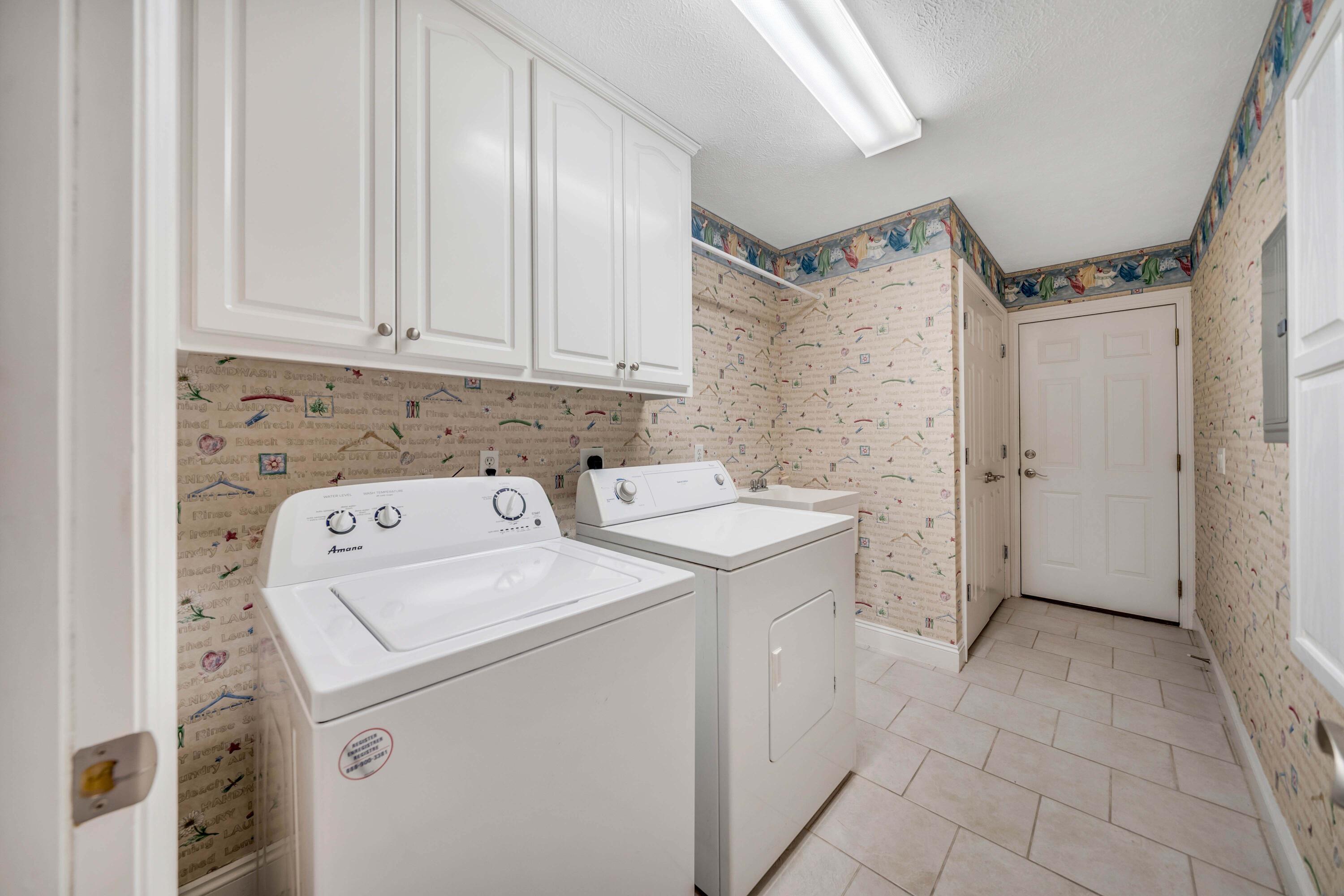 Pelican Bay - Residential