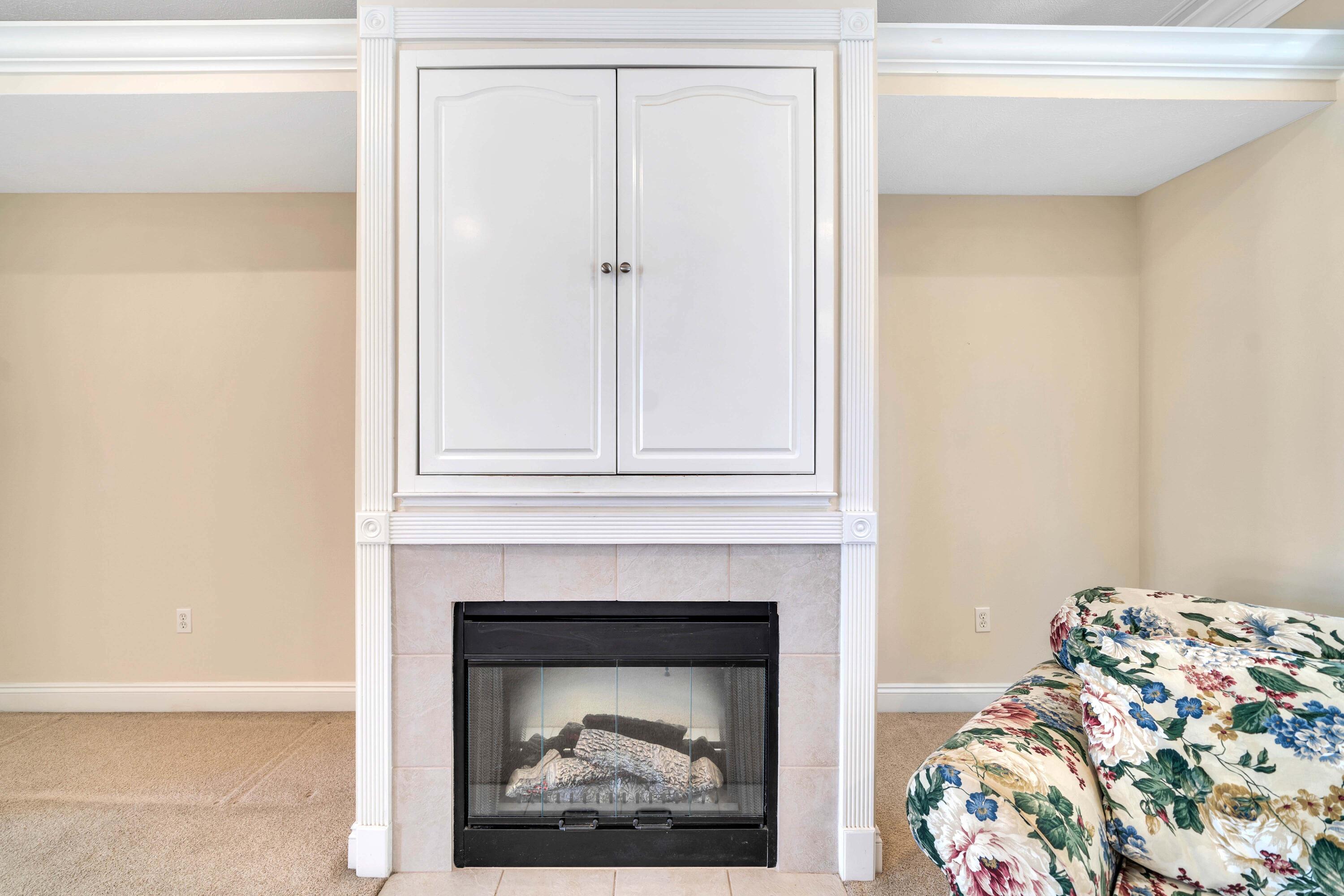 Pelican Bay - Residential