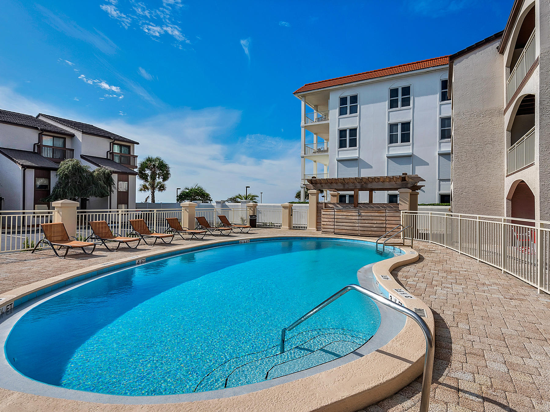 SEAGROVE BCH DUNE VILLAS PH 1 - Residential