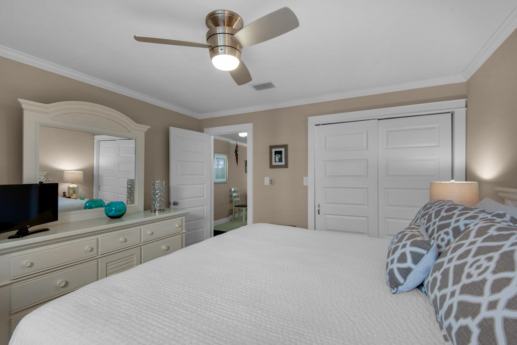 SEAGROVE BCH DUNE VILLAS PH 1 - Residential