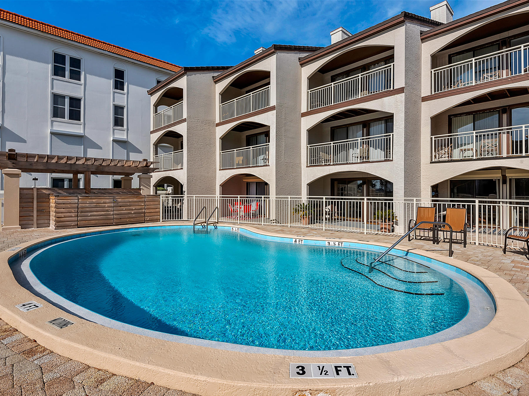 SEAGROVE BCH DUNE VILLAS PH 1 - Residential