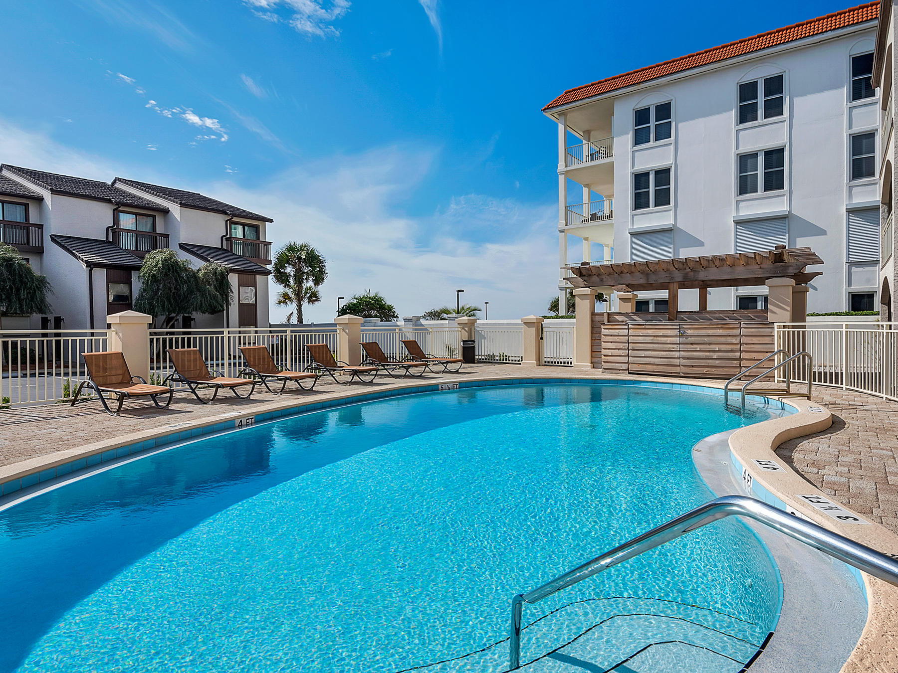 SEAGROVE BCH DUNE VILLAS PH 1 - Residential