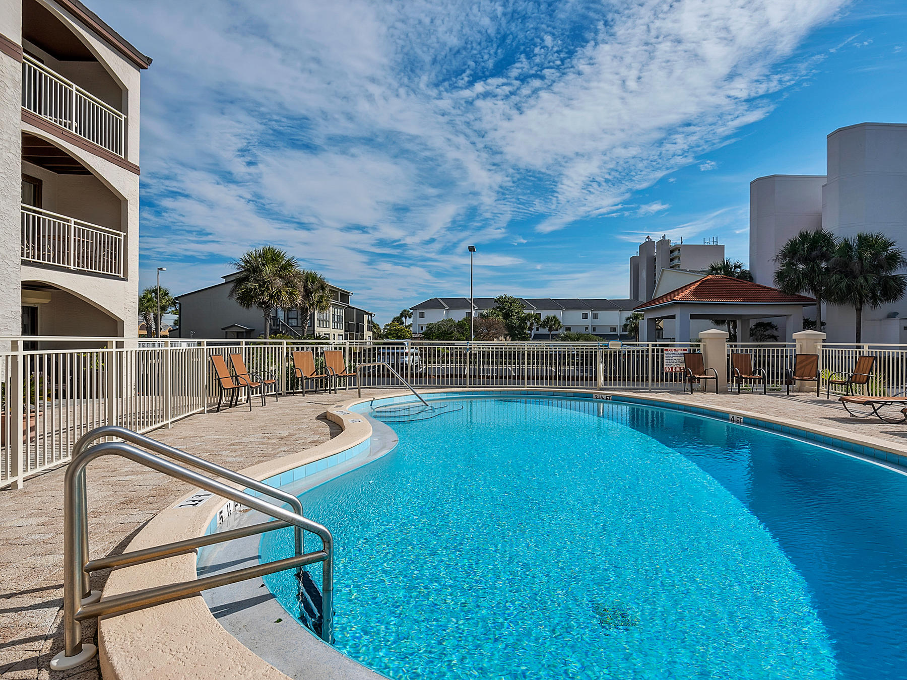 SEAGROVE BCH DUNE VILLAS PH 1 - Residential