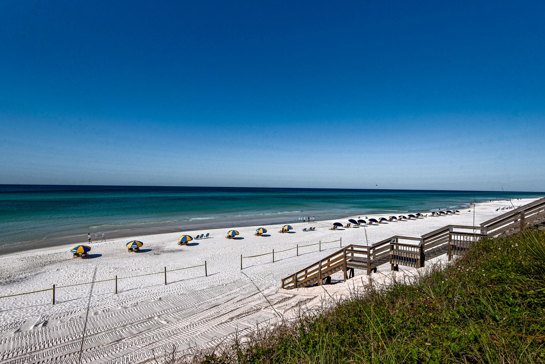 SEAGROVE BCH DUNE VILLAS PH 1 - Residential