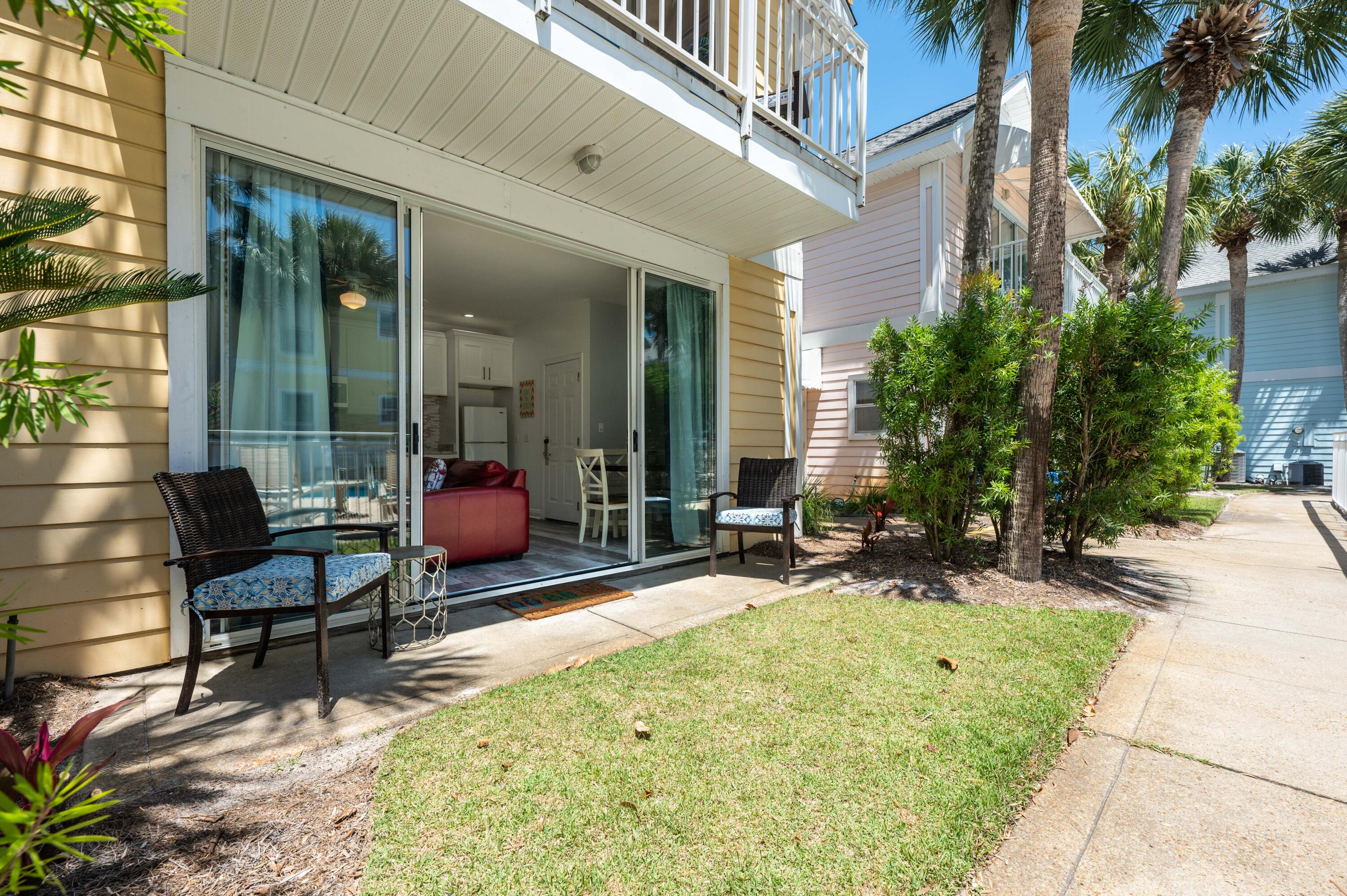 NANTUCKET COTTAGES - Residential