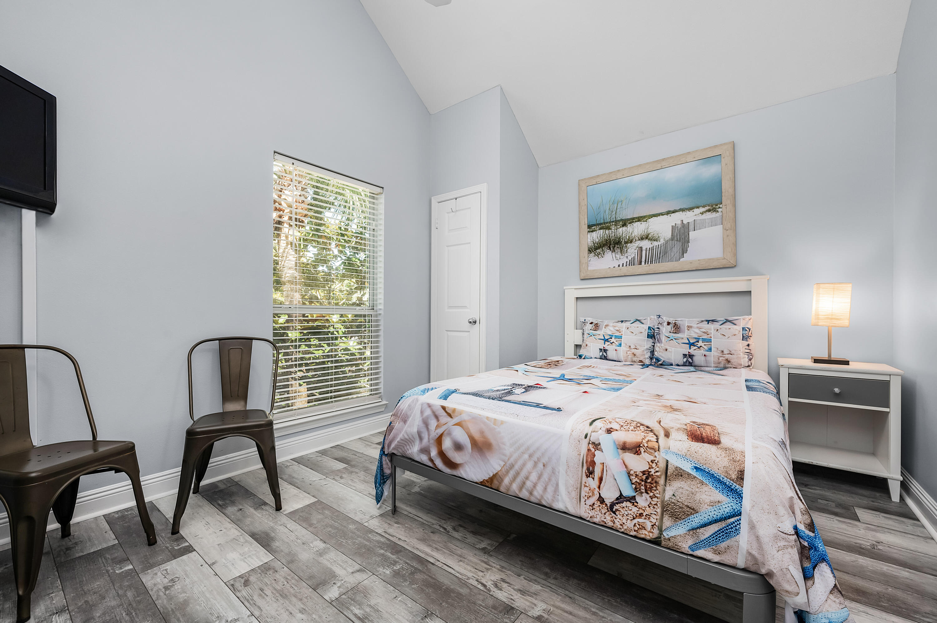 NANTUCKET COTTAGES - Residential