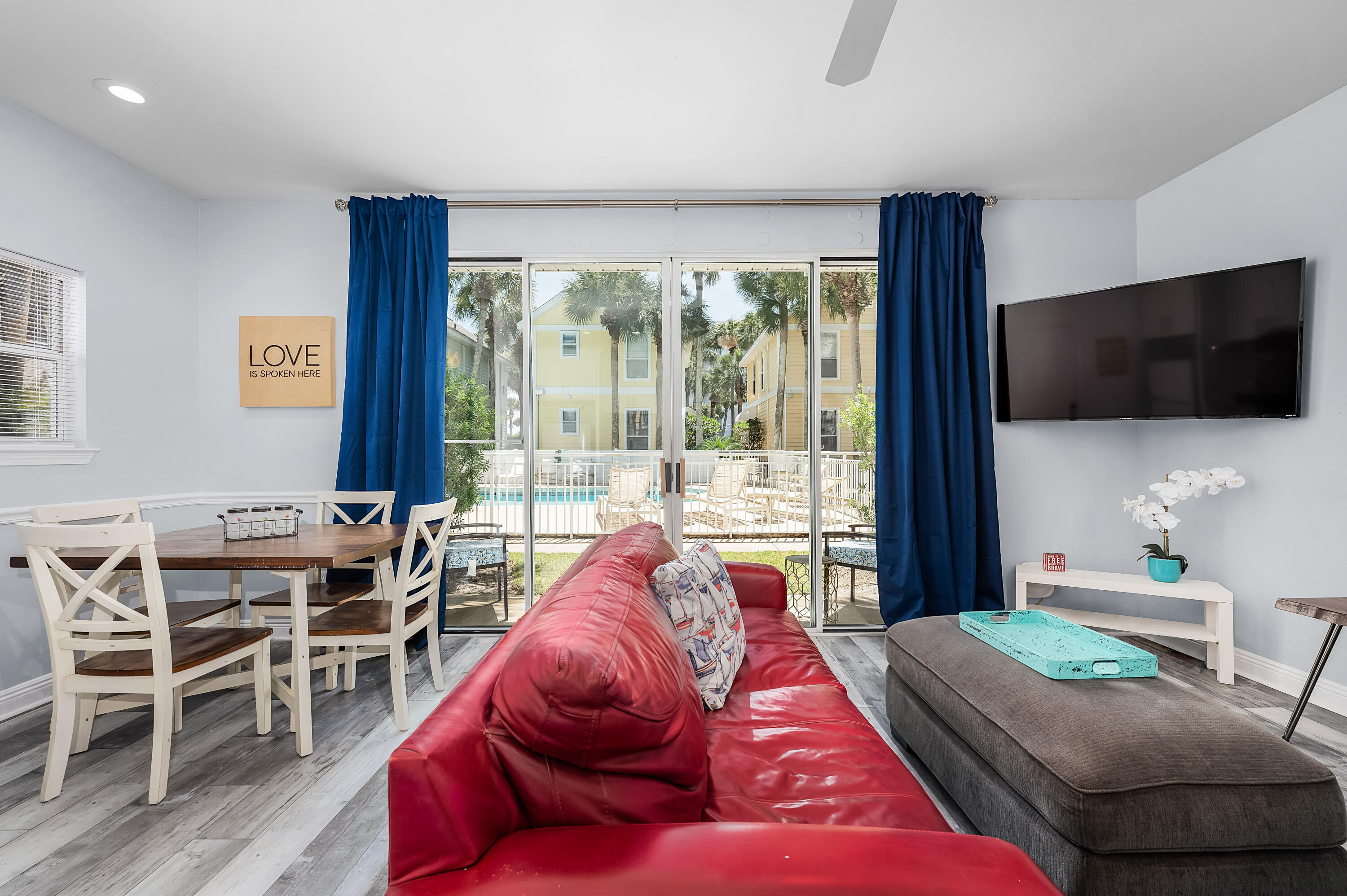 NANTUCKET COTTAGES - Residential