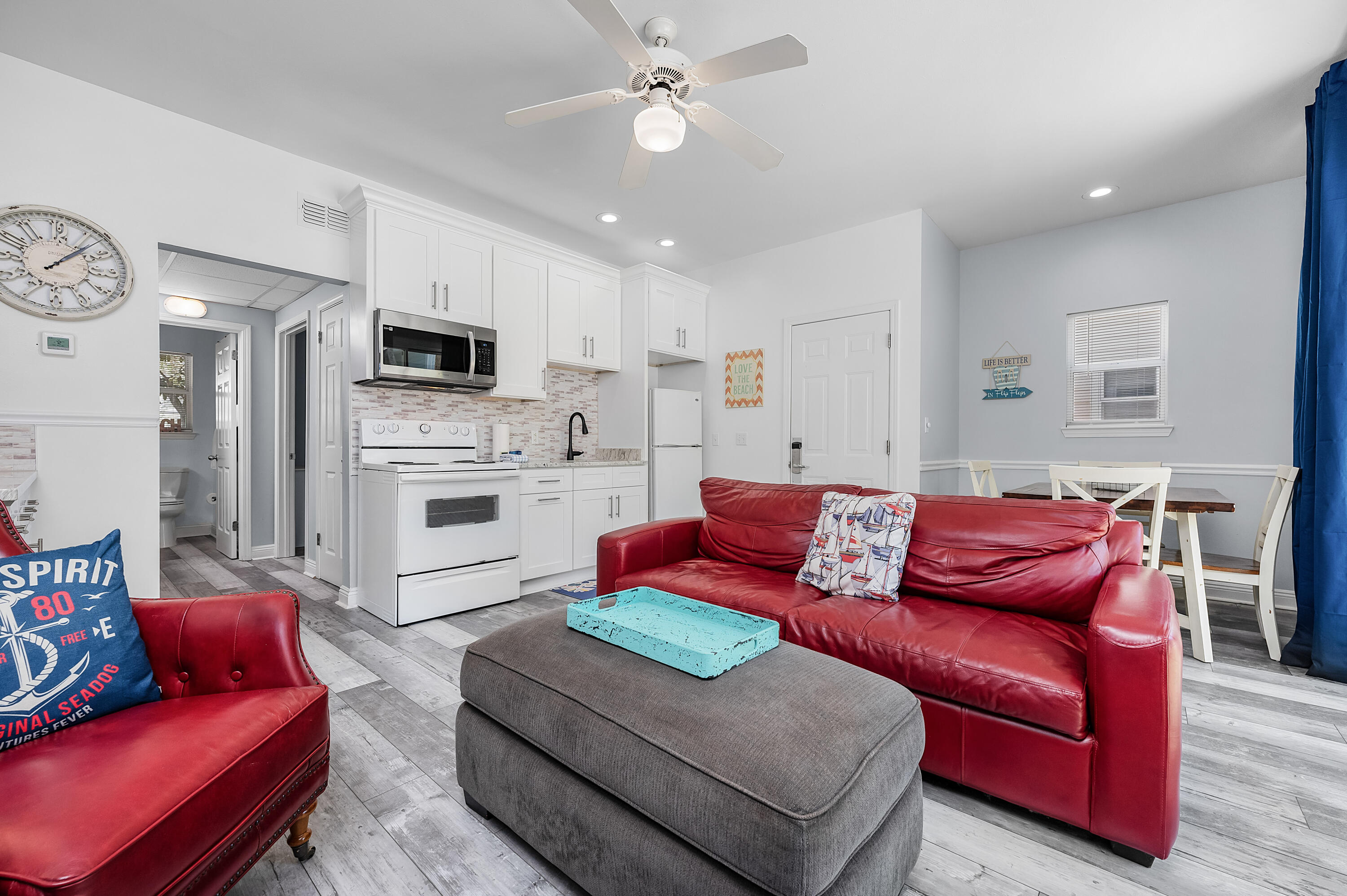 NANTUCKET COTTAGES - Residential