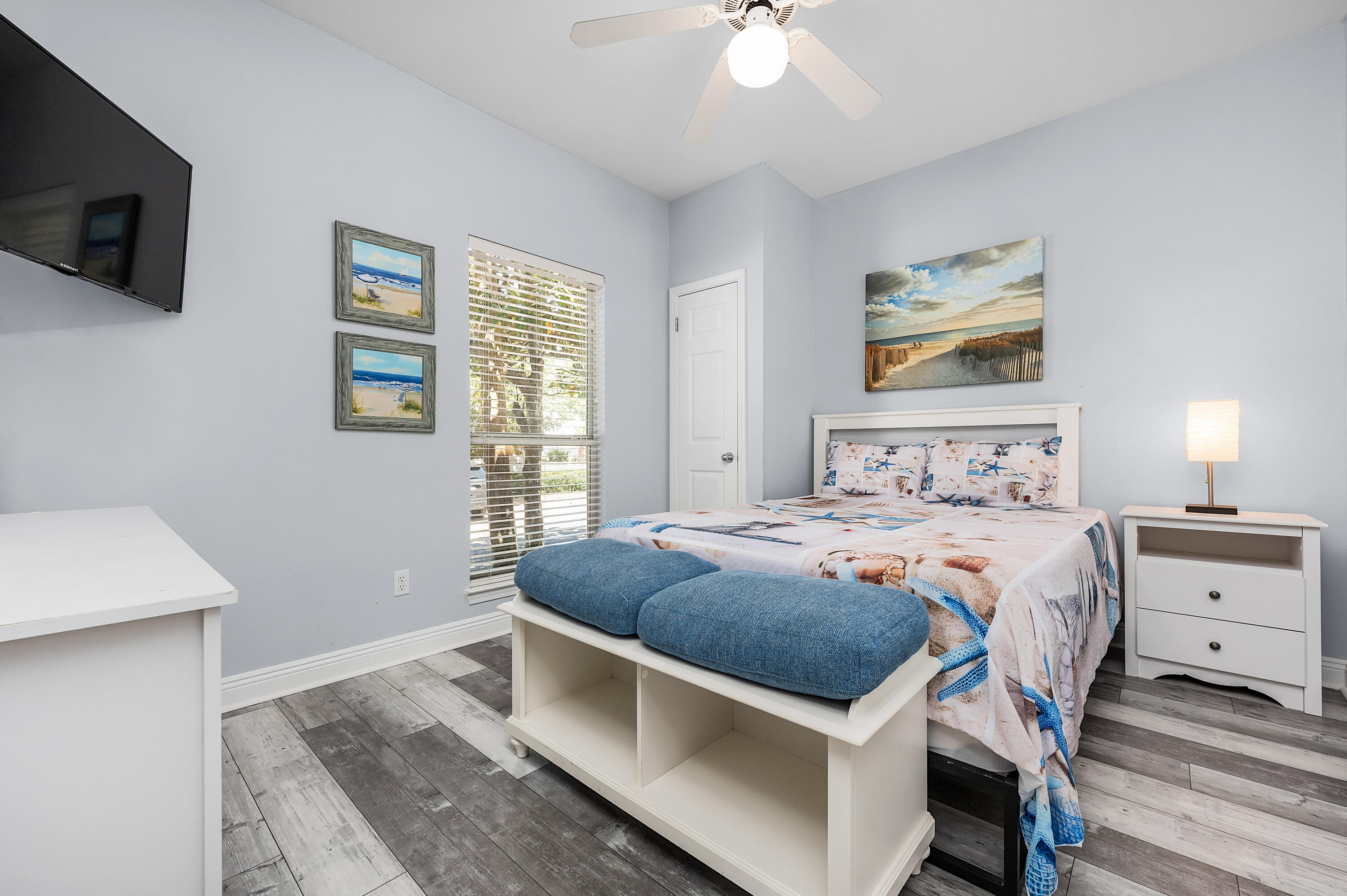 NANTUCKET COTTAGES - Residential