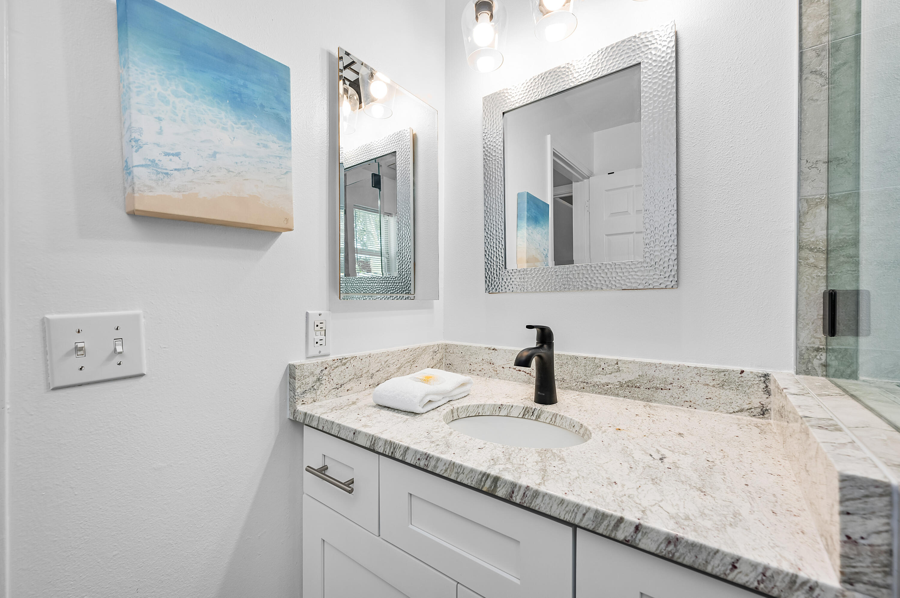 NANTUCKET COTTAGES - Residential