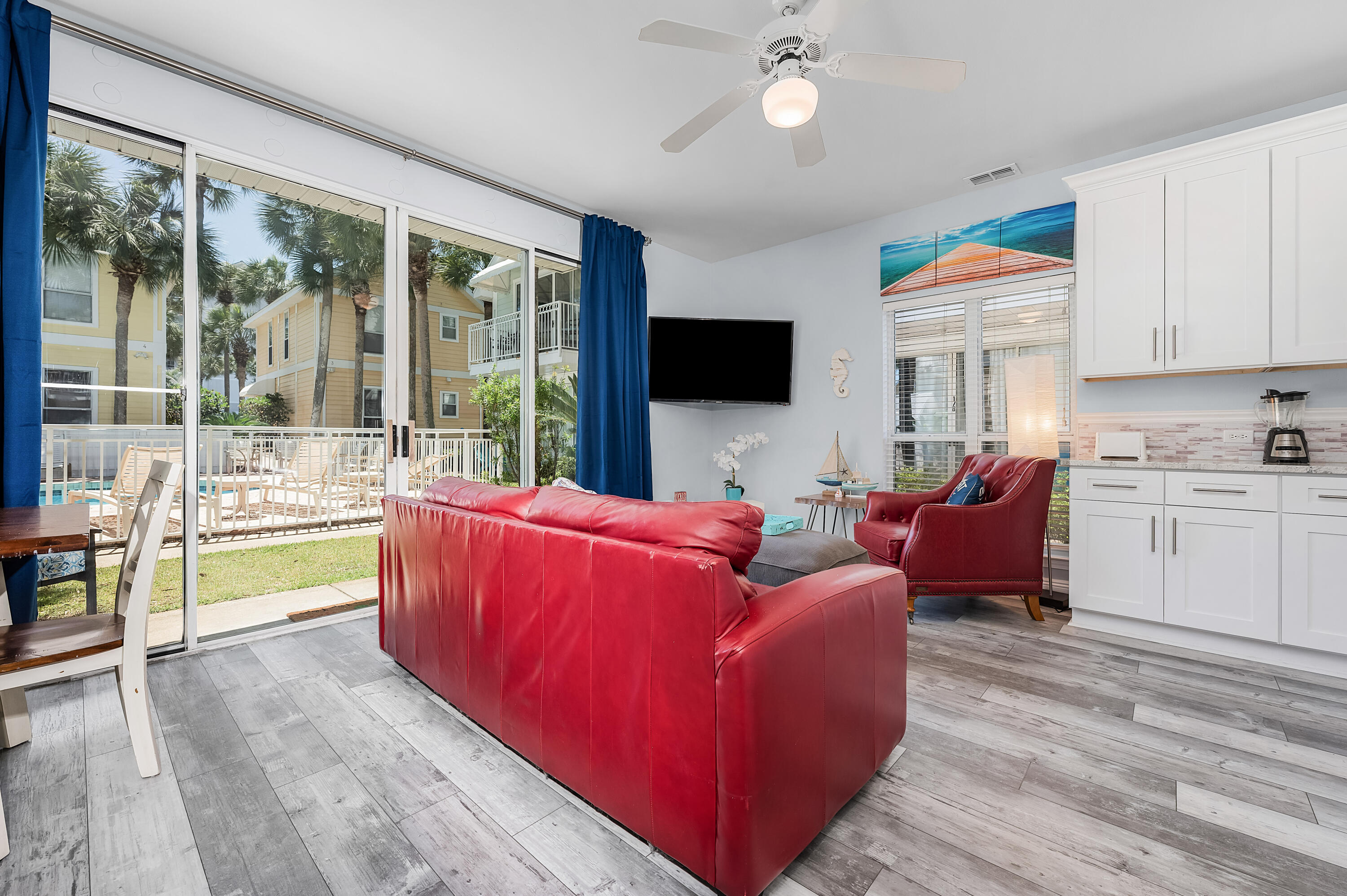 NANTUCKET COTTAGES - Residential